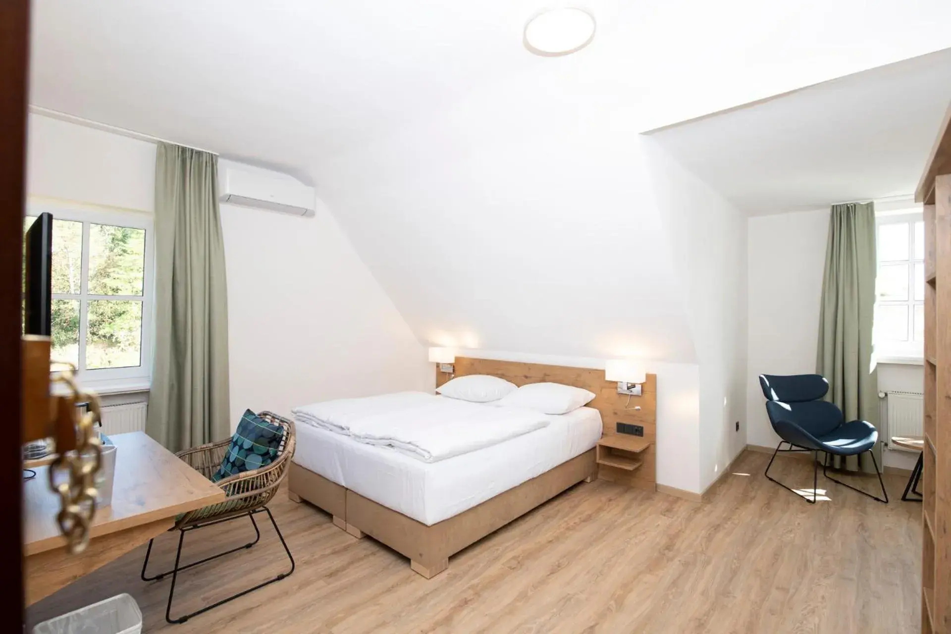 Deluxe Double Room in Landhotel Kauzenberg Deluxe Double Room in Landhotel Kauzenberg