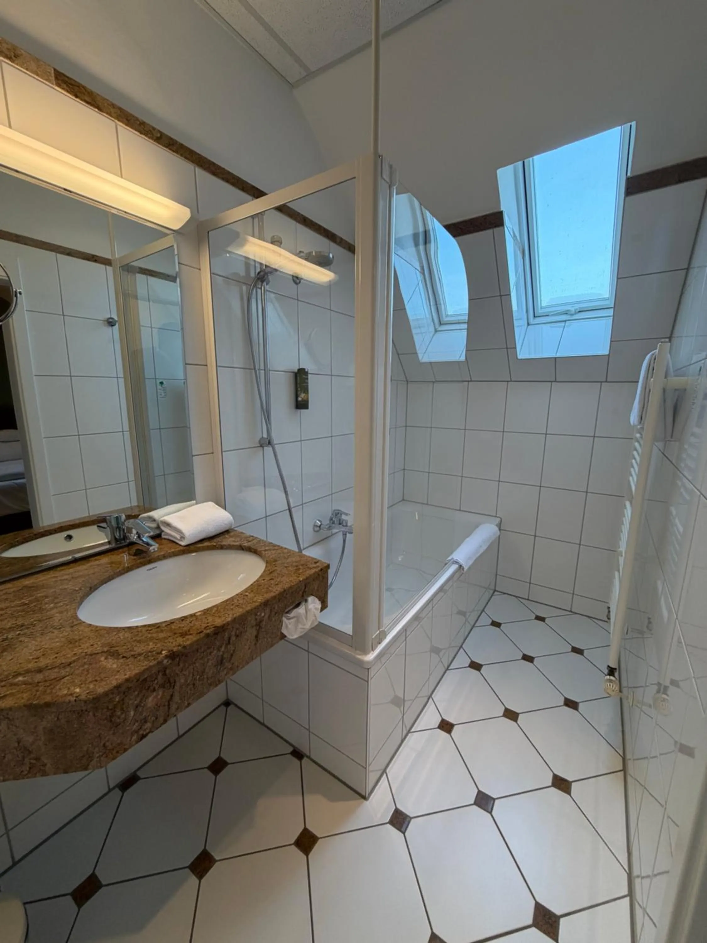 Bathroom in Landhotel Kauzenberg