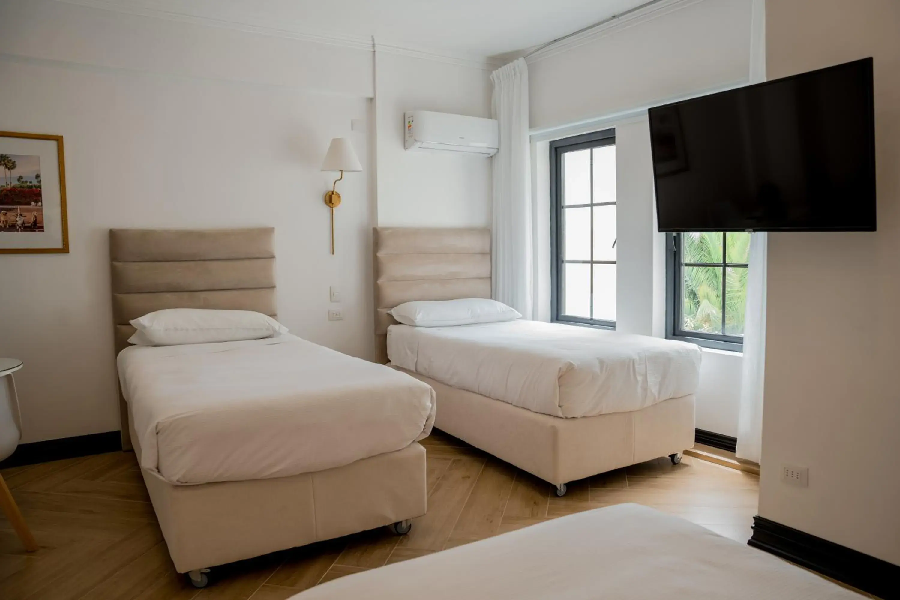 Standard Quadruple Room in Hotel Marcos Gamero Standard Quadruple Room in Hotel Marcos Gamero