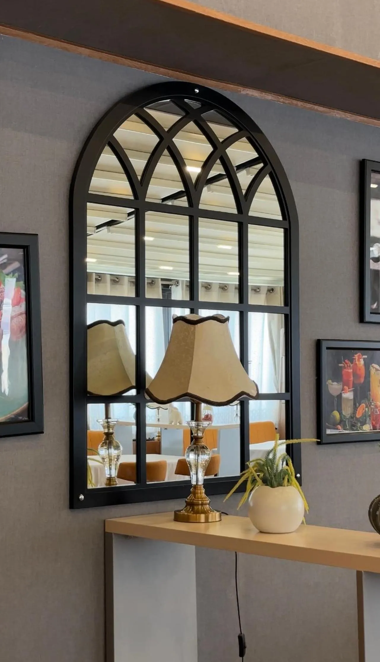 Restaurant/places to eat in Hotel Bukhara