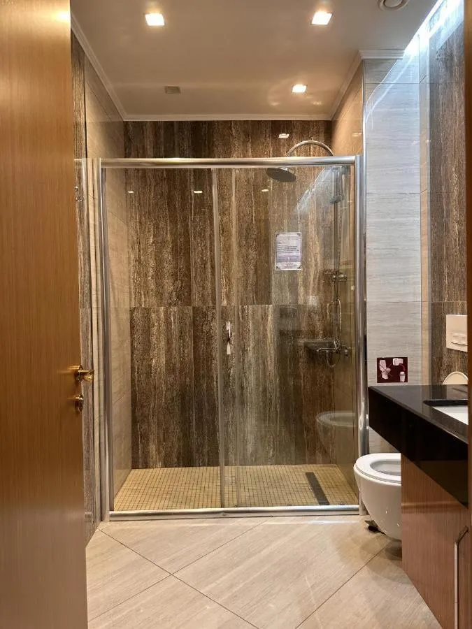 Shower in Hotel Bukhara
