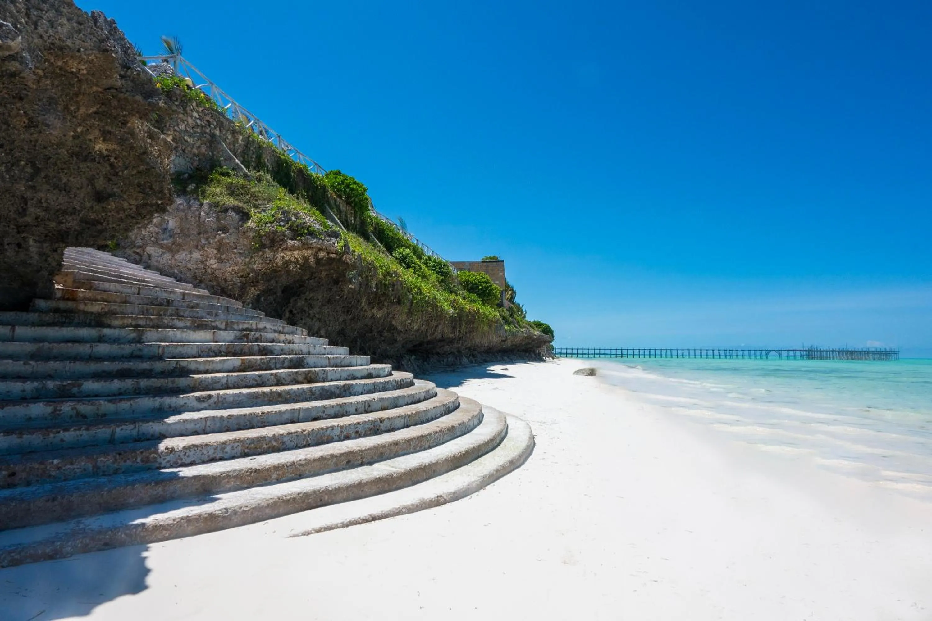 Natural landscape in Aquamarina Hotel