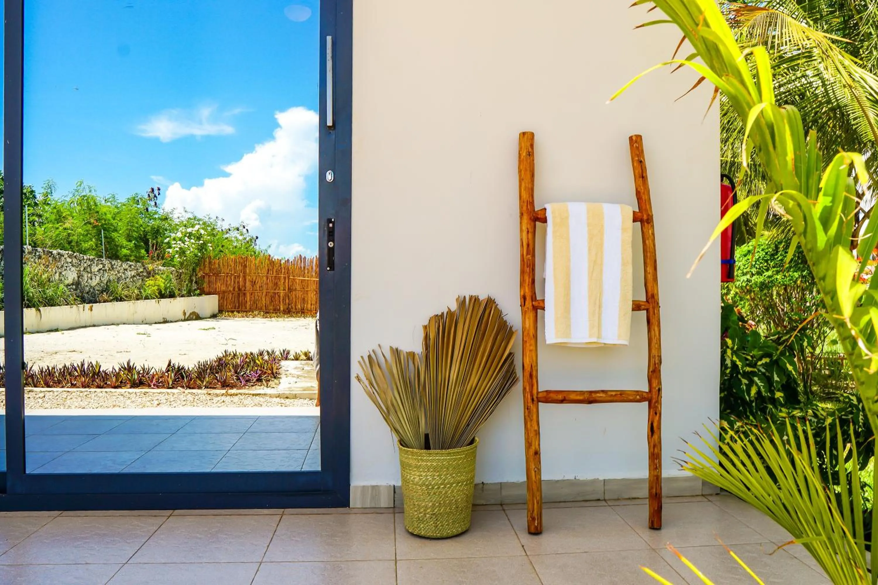 Garden view in Aquamarina Hotel