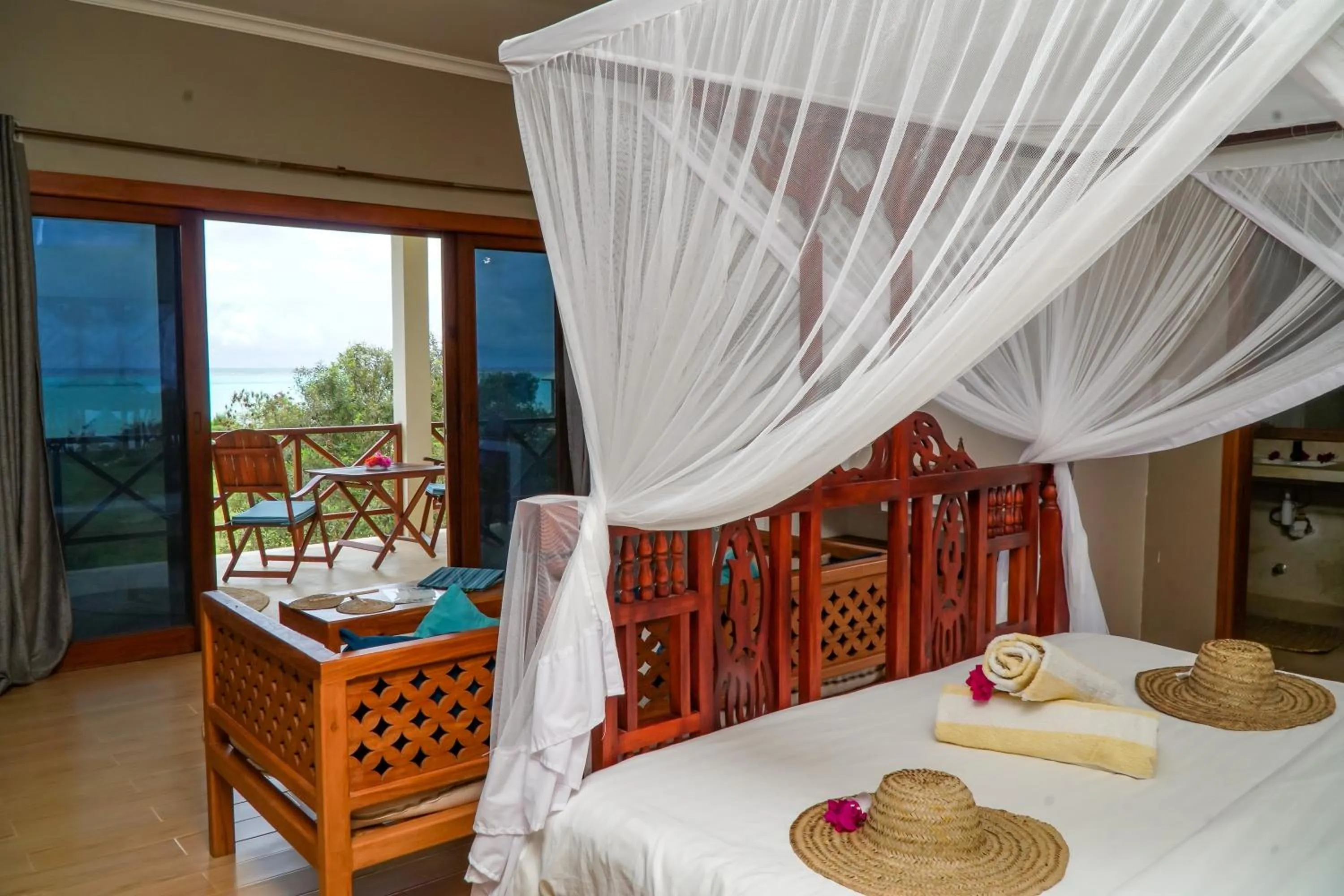 Bedroom in Aquamarina Hotel