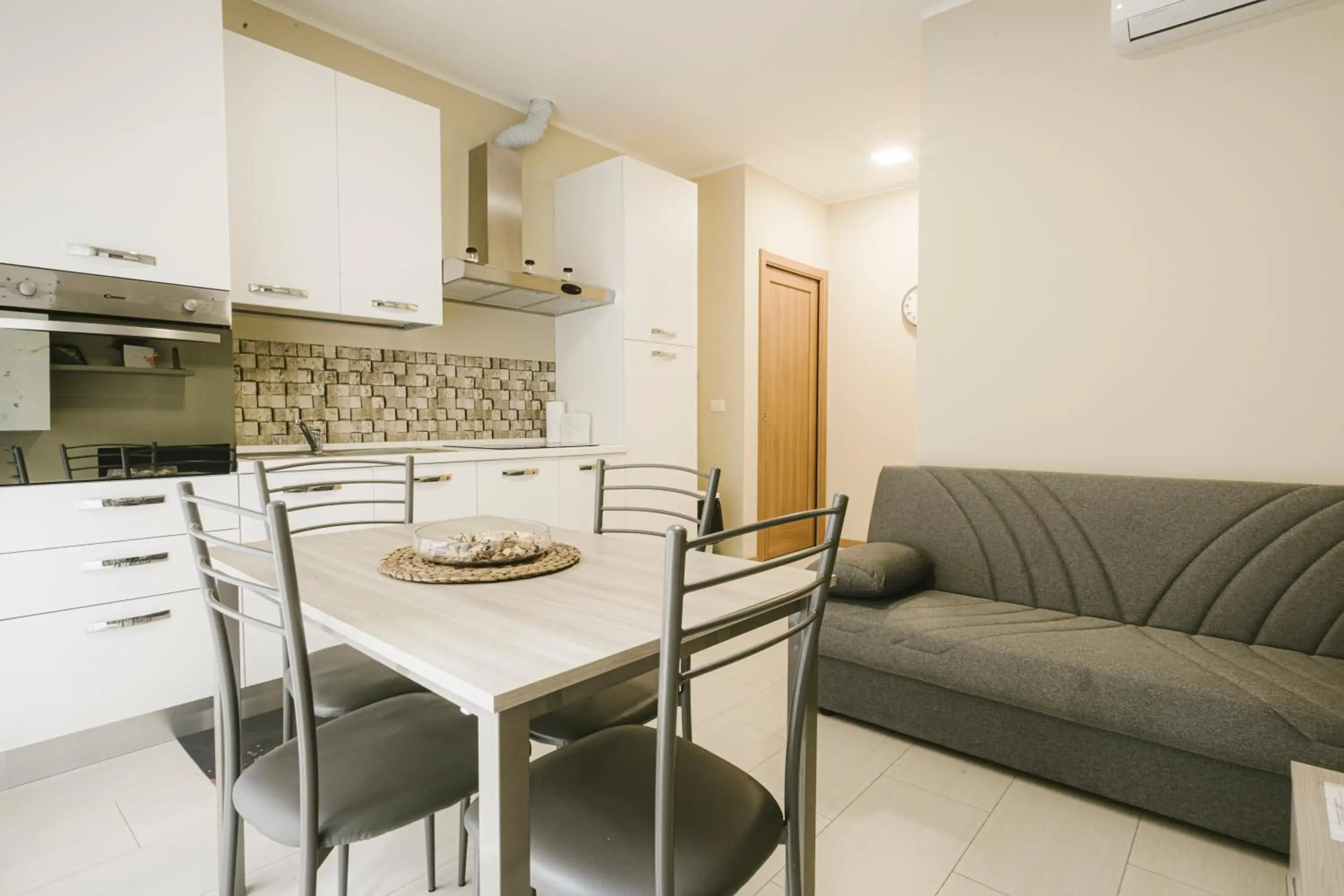 Apartment with Balcony in Grab a Flat in Coroneo Apartment with Balcony in Grab a Flat in Coroneo