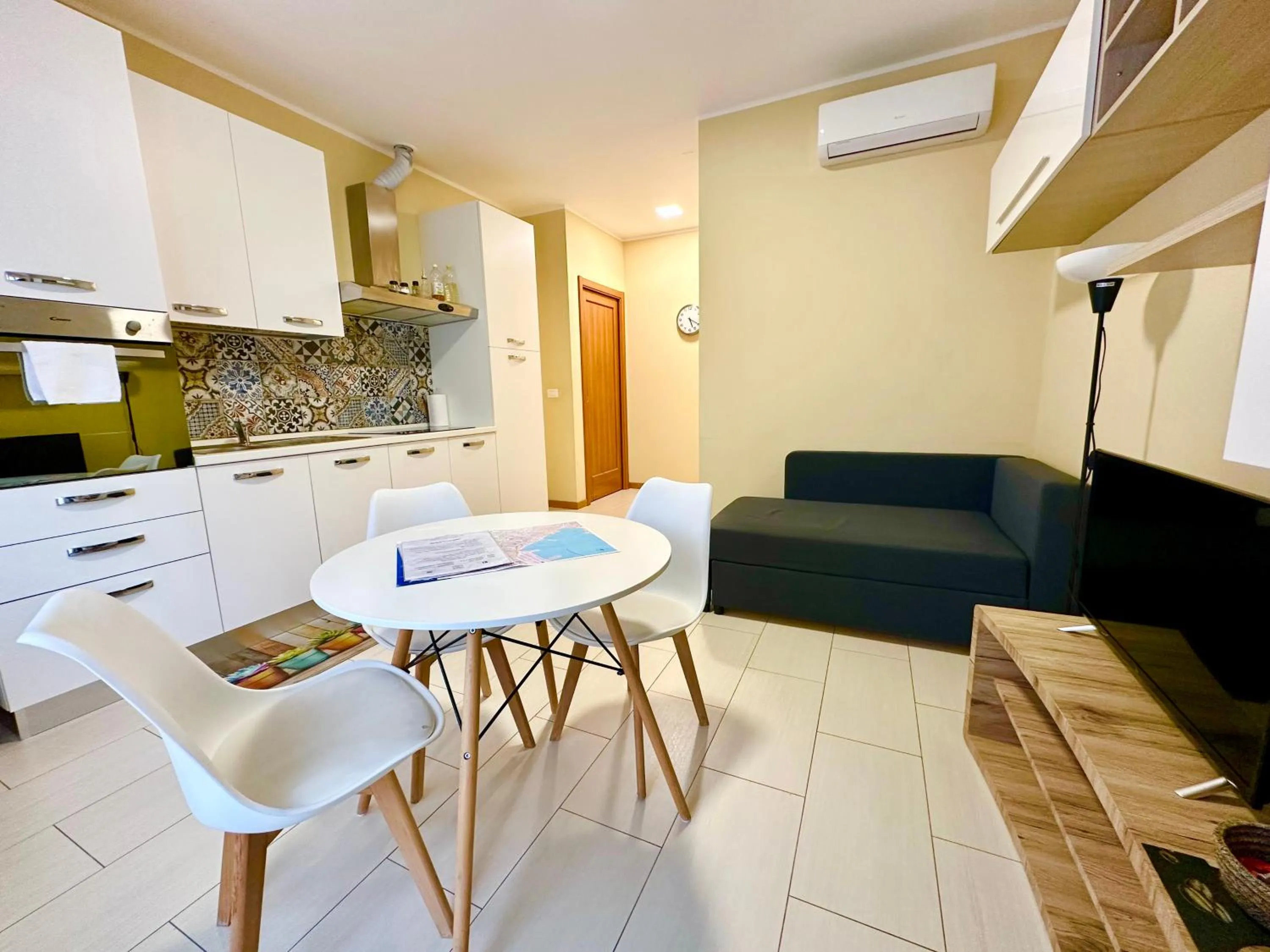 Kitchen or kitchenette in Grab a Flat in Coroneo