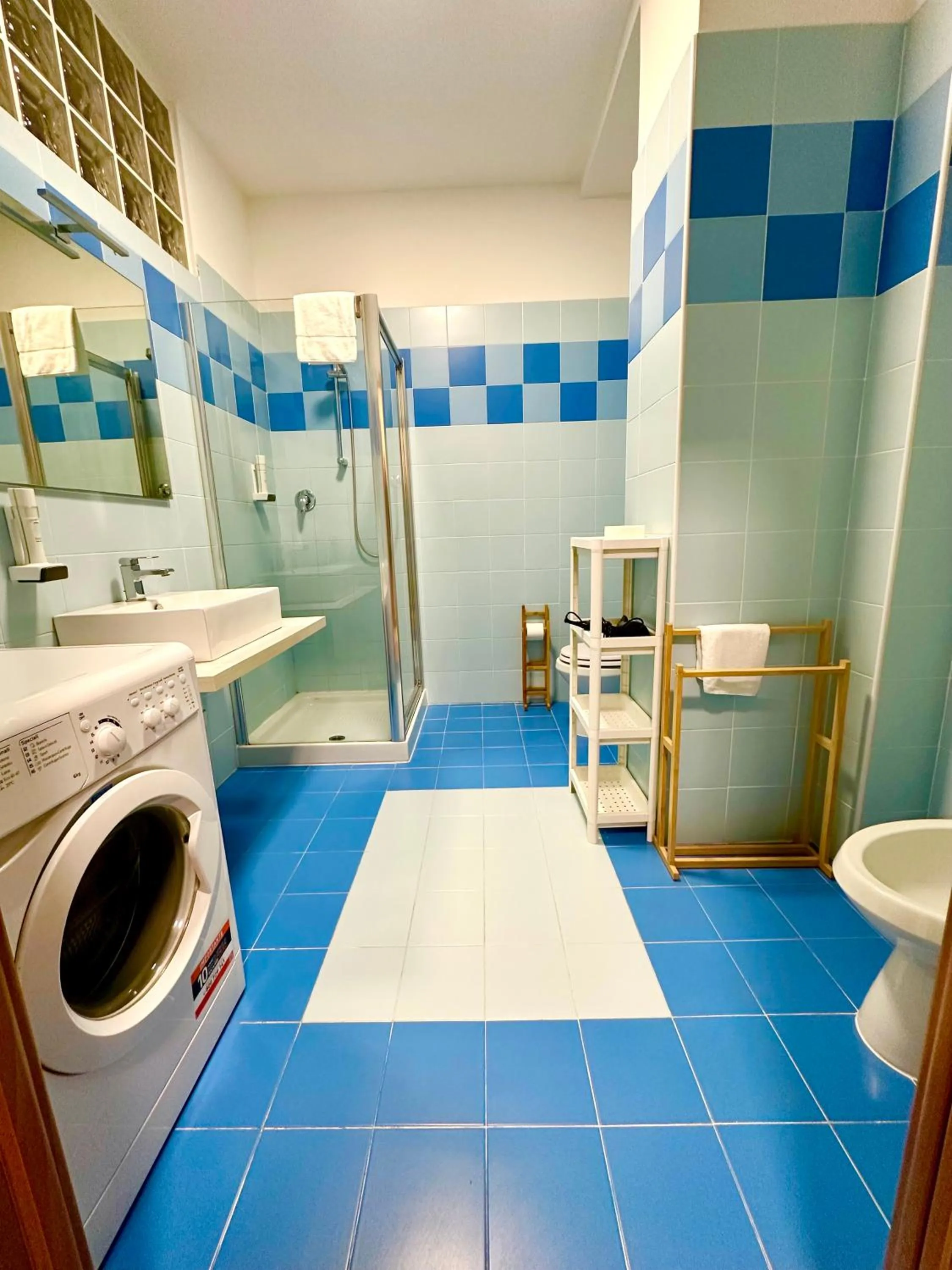 Bathroom in Grab a Flat in Coroneo