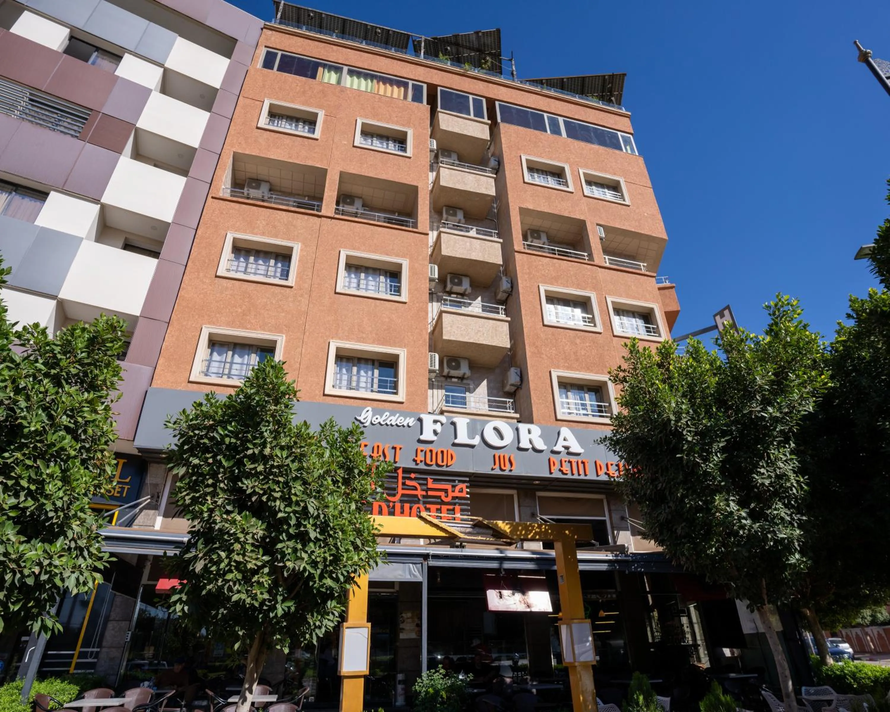 Hotel Golden Flora