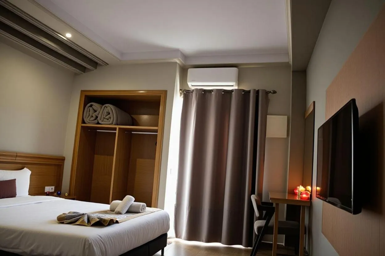 Bed in Hotel Golden Flora