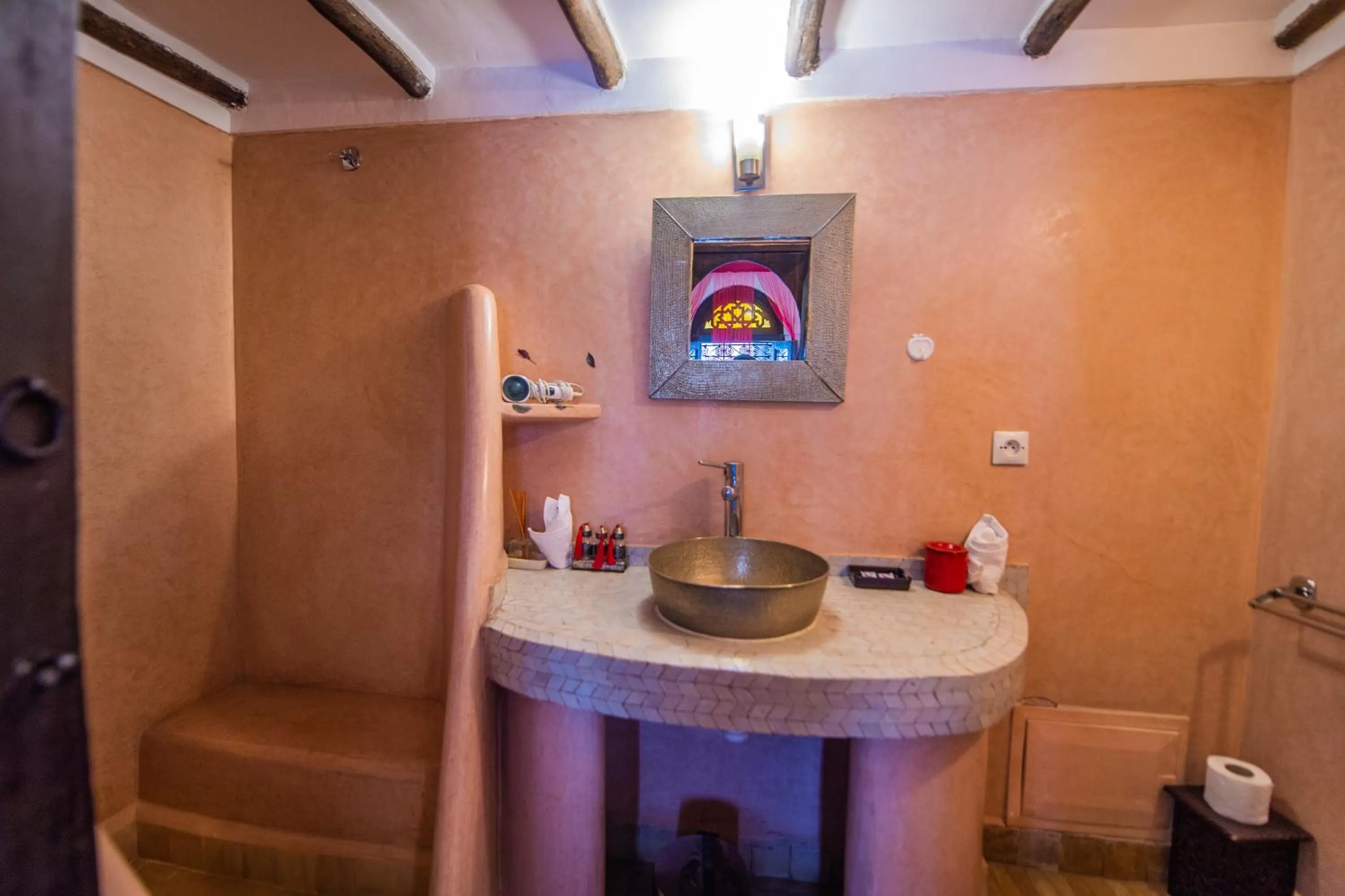 Bathroom in Riad Khabia & Spa