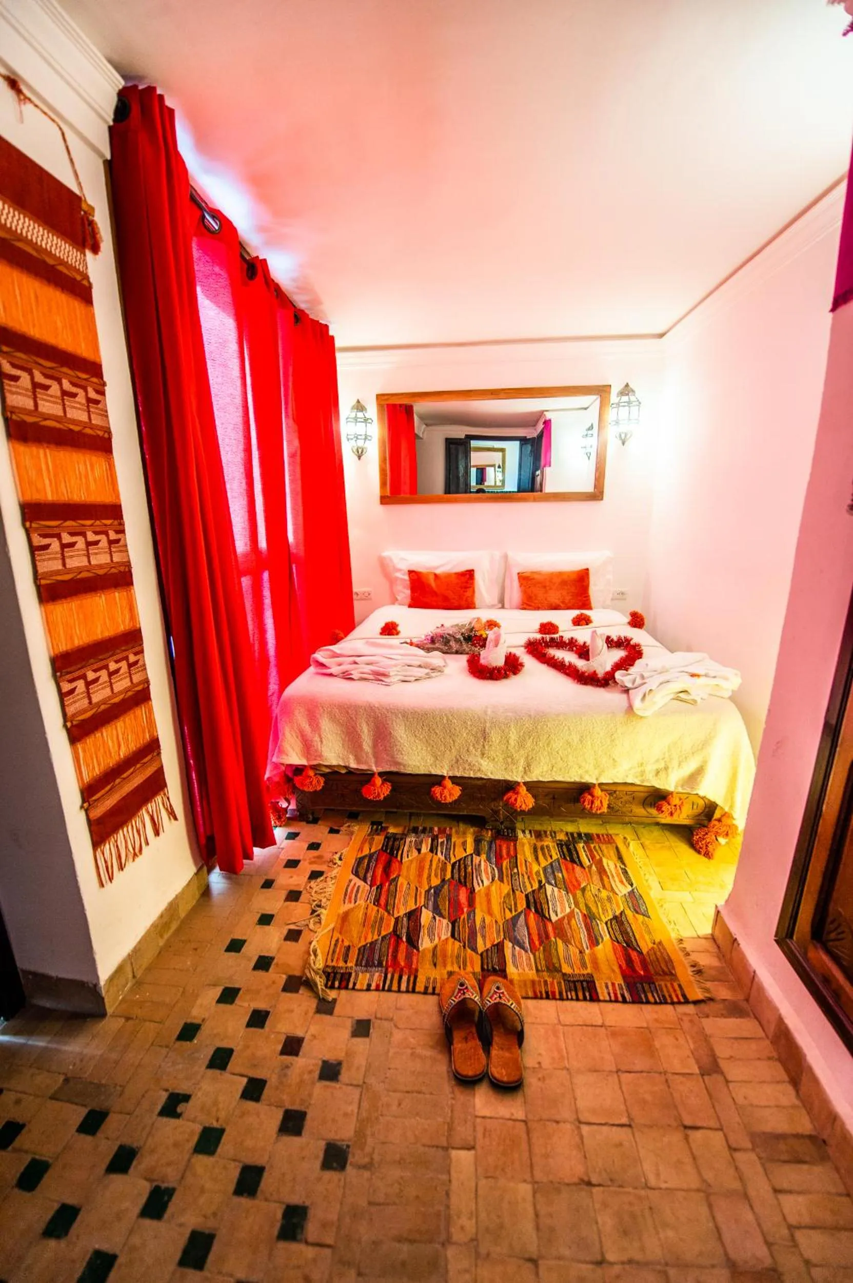 Bed in Riad Khabia & Spa