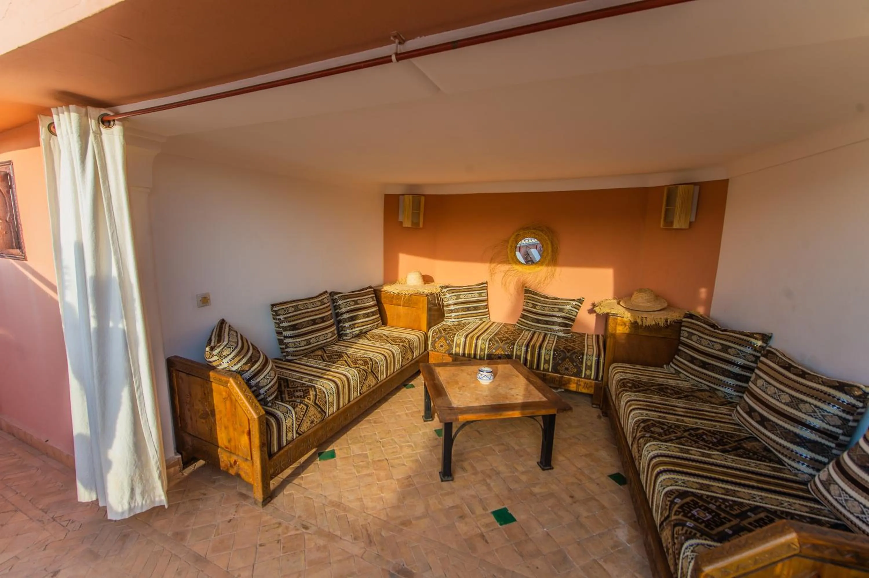 Balcony/Terrace in Riad Khabia & Spa