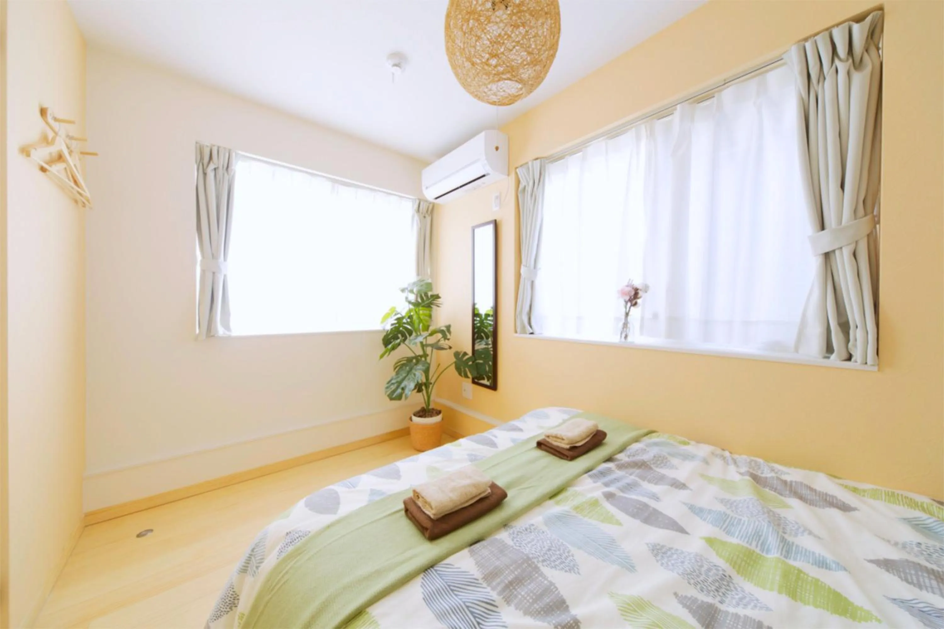 Bed in nestay villa tokyo otsuka