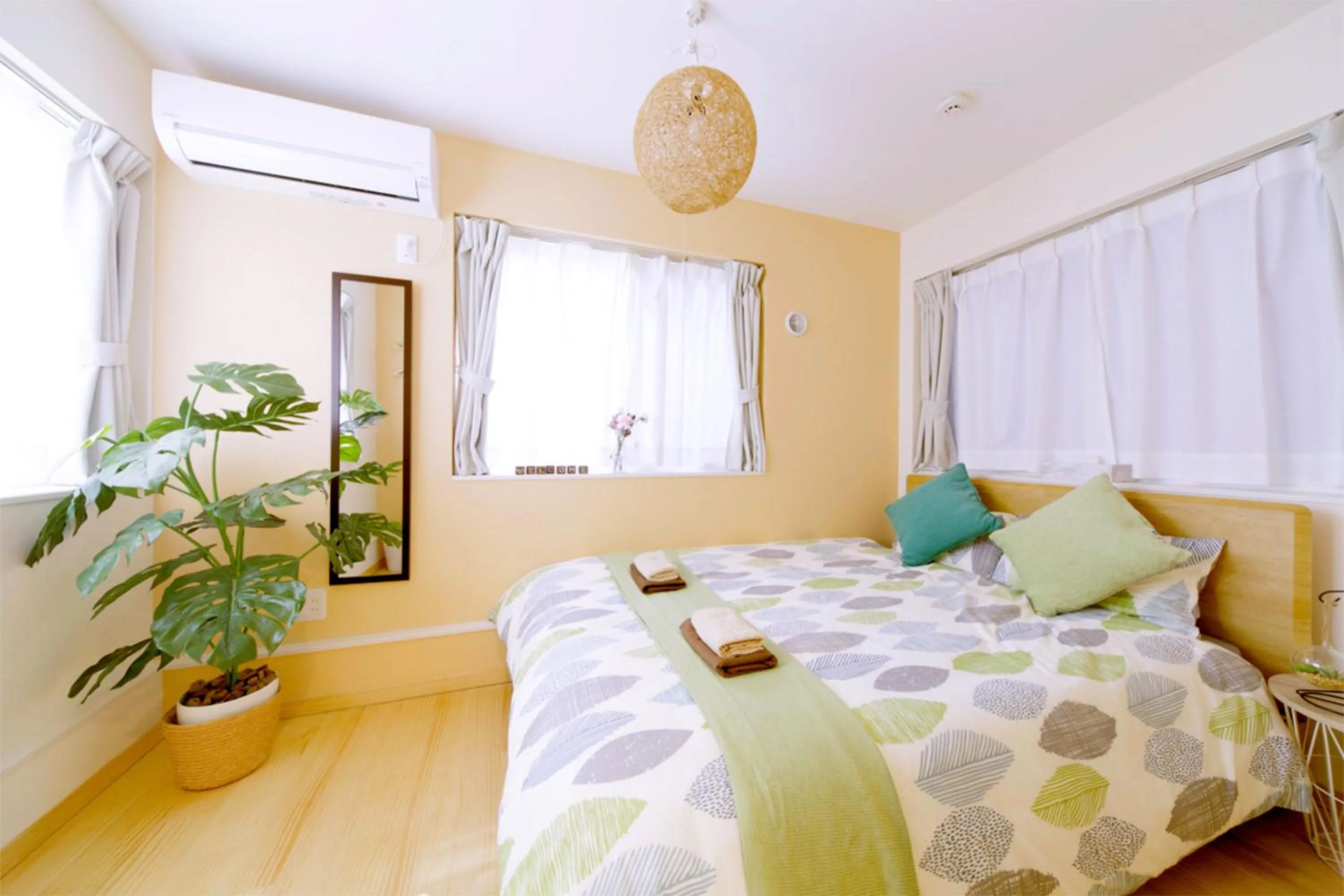 Bed in nestay villa tokyo otsuka