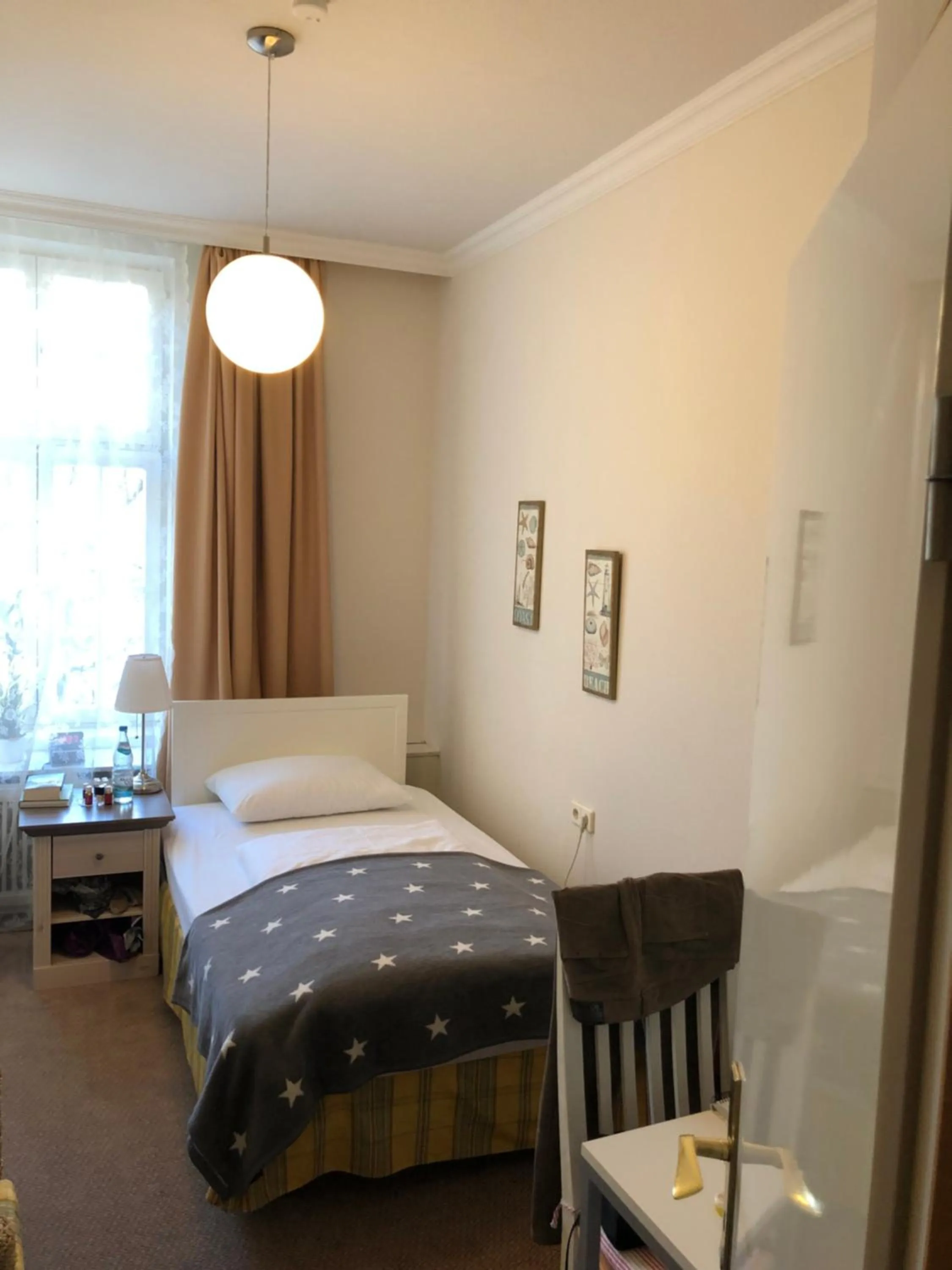 Bed in Hotel Fresena im Dammtorpalais