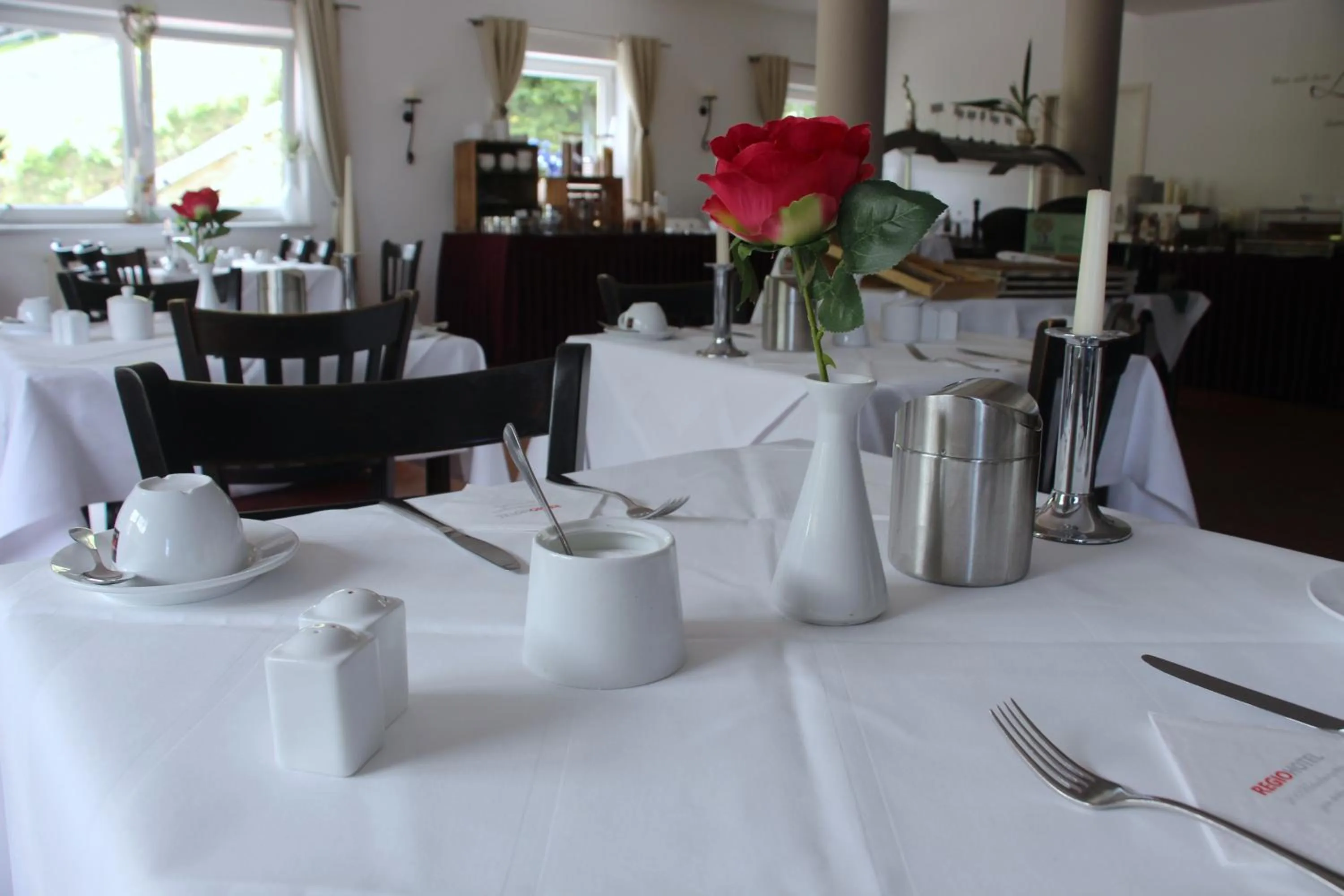 Dining area in REGIOHOTEL Schanzenhaus Wernigerode - #Wellnessbereich #NaturAuszeitHarz #RuhigAmWald #FreeParking