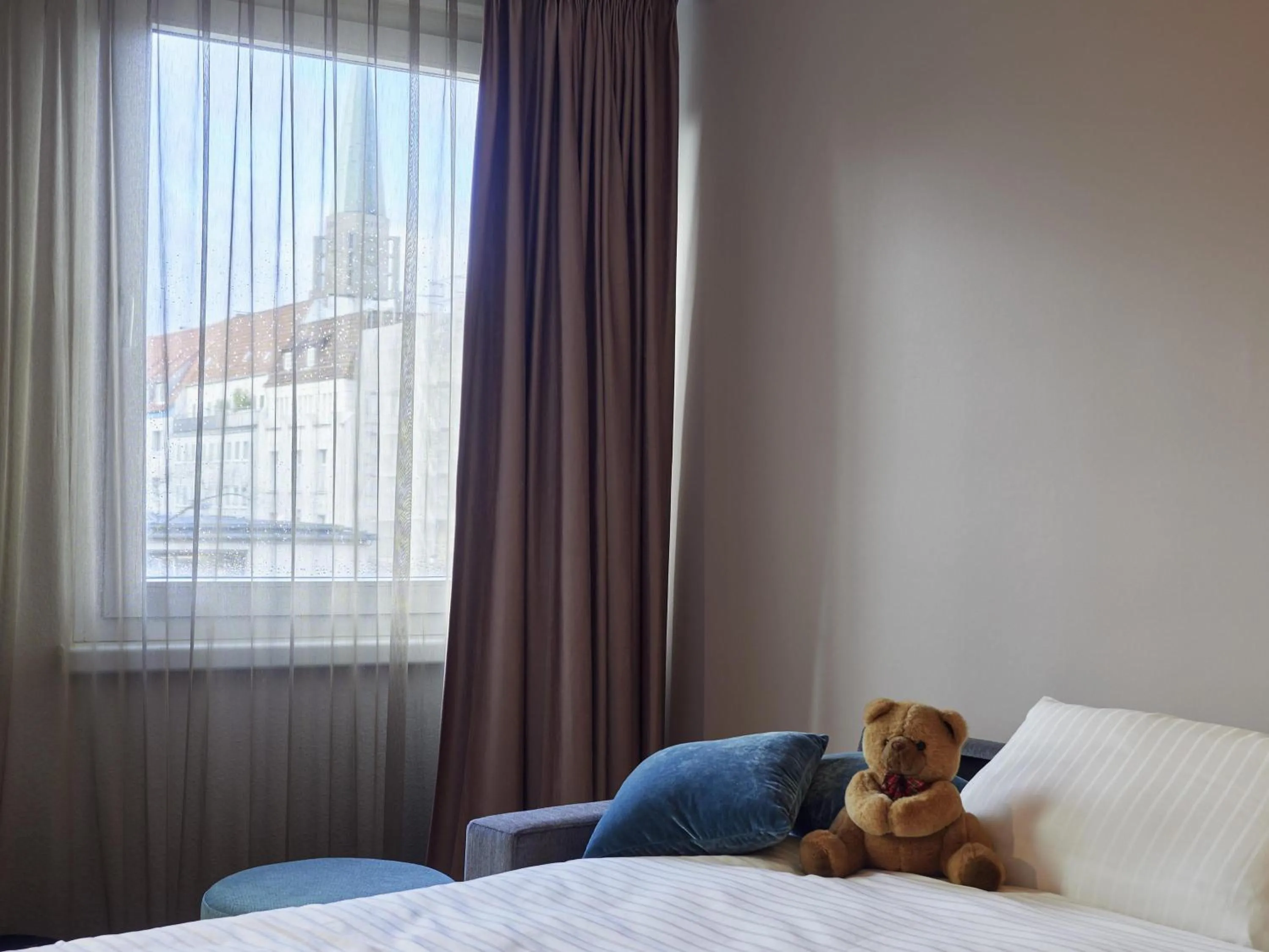 Bedroom, Bed in ibis Styles Bielefeld City