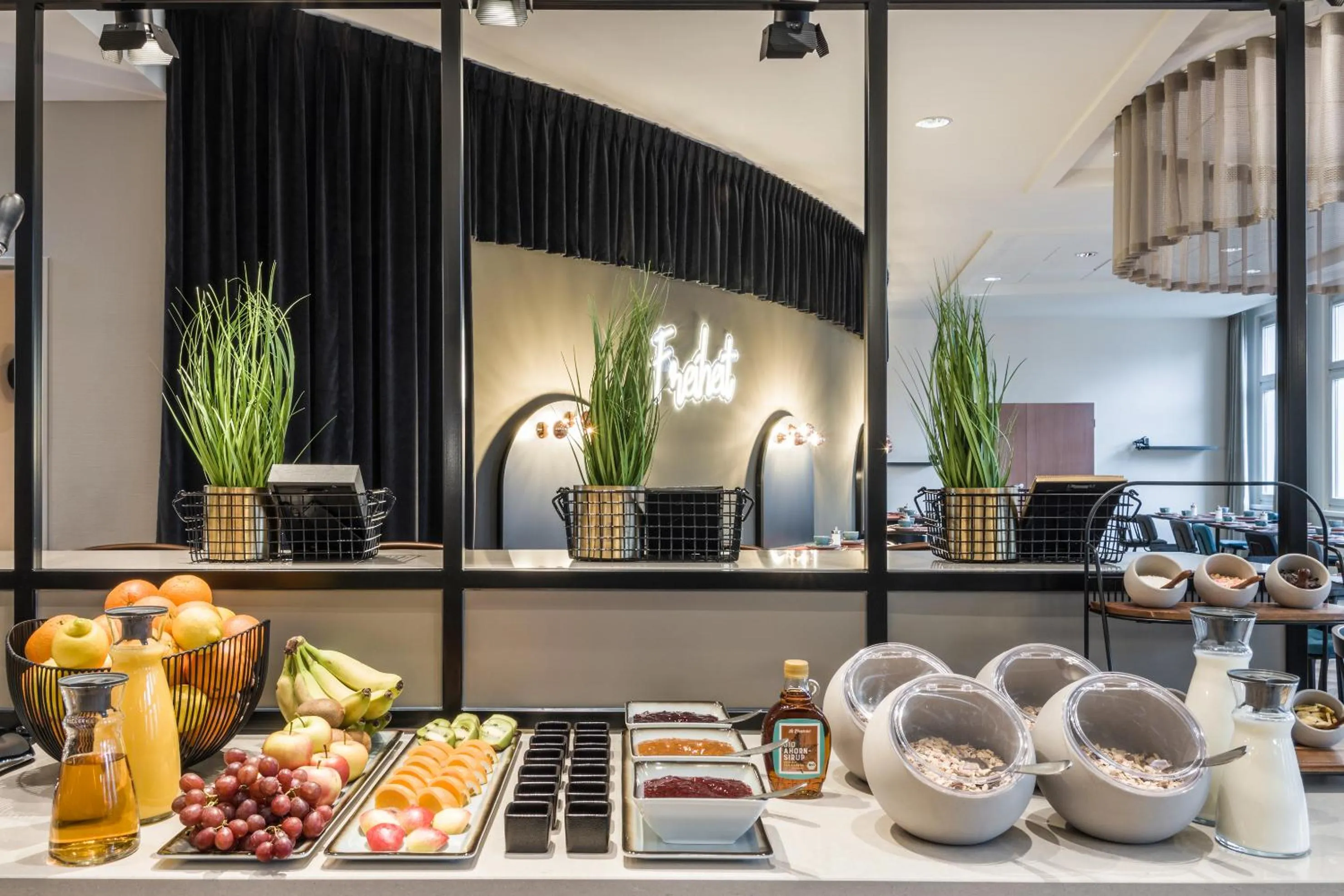 Buffet breakfast in ibis Styles Bielefeld City