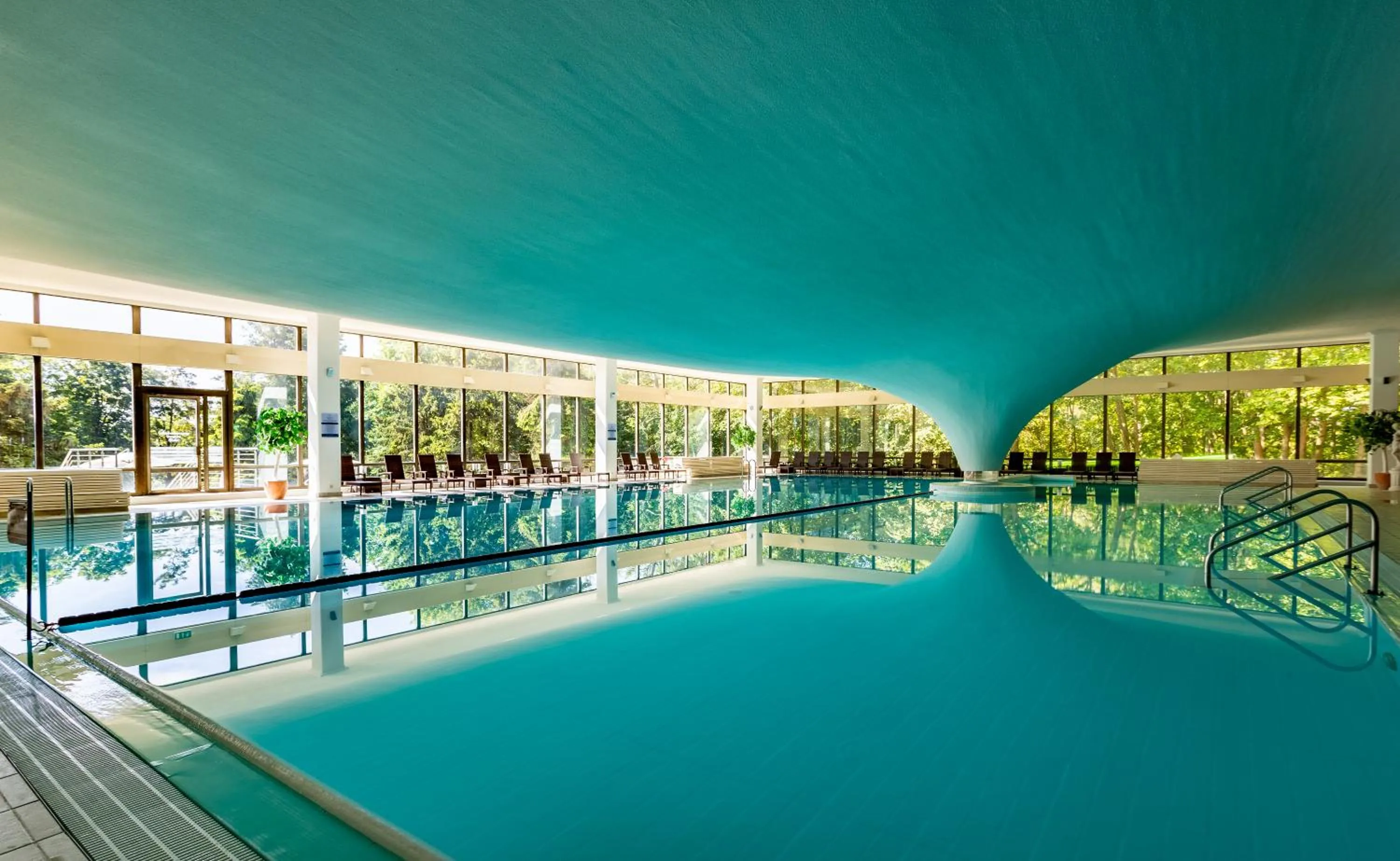 Swimming pool in Cliff Hotel Rügen
