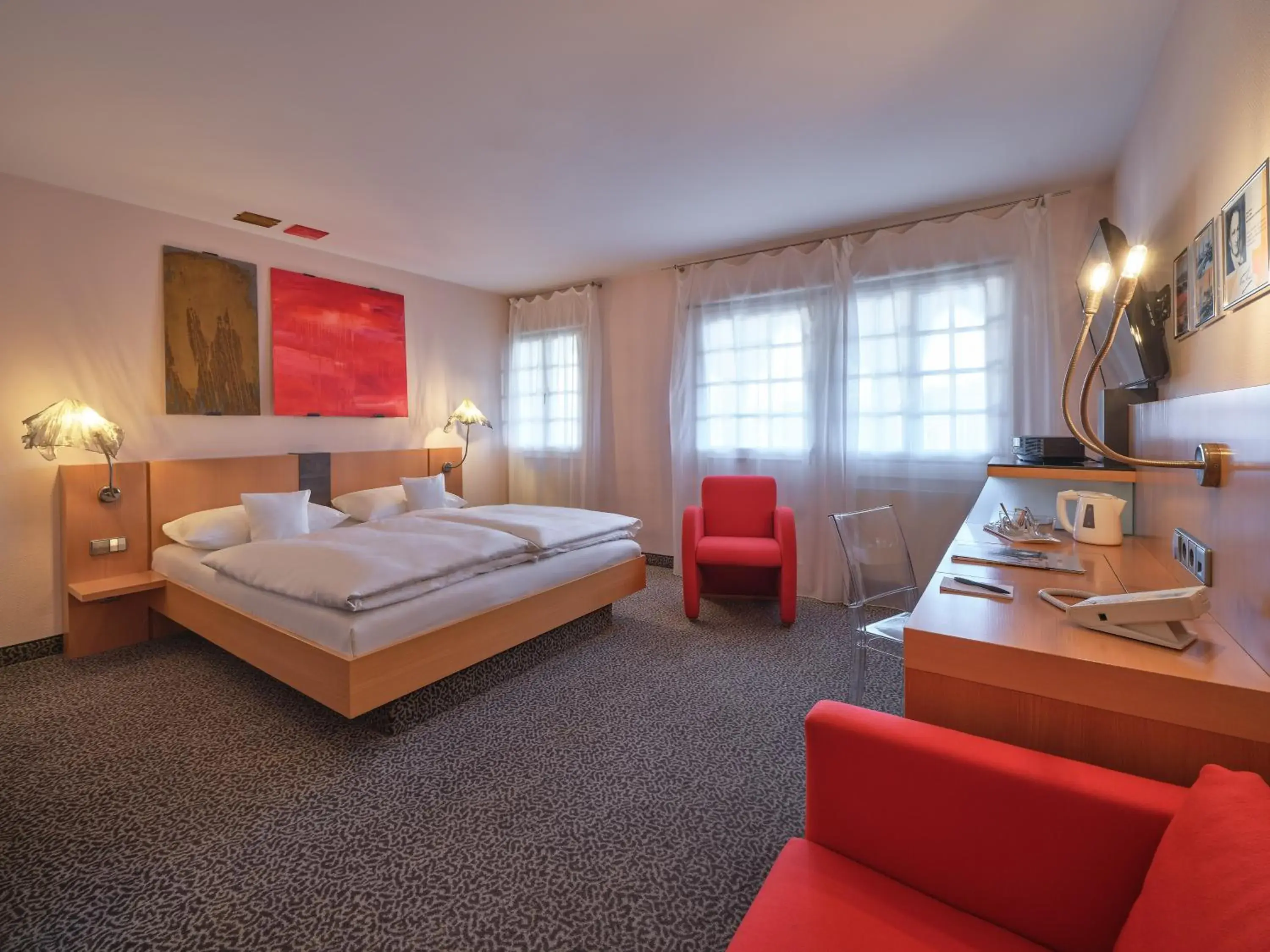 Deluxe Double Room with Balcony in Mintrops Stadt Hotel Margarethenhöhe Deluxe Double Room with Balcony in Mintrops Stadt Hotel Margarethenhöhe