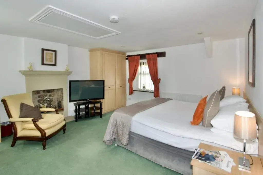 Quadruple Room in The Plough Inn Quadruple Room in The Plough Inn