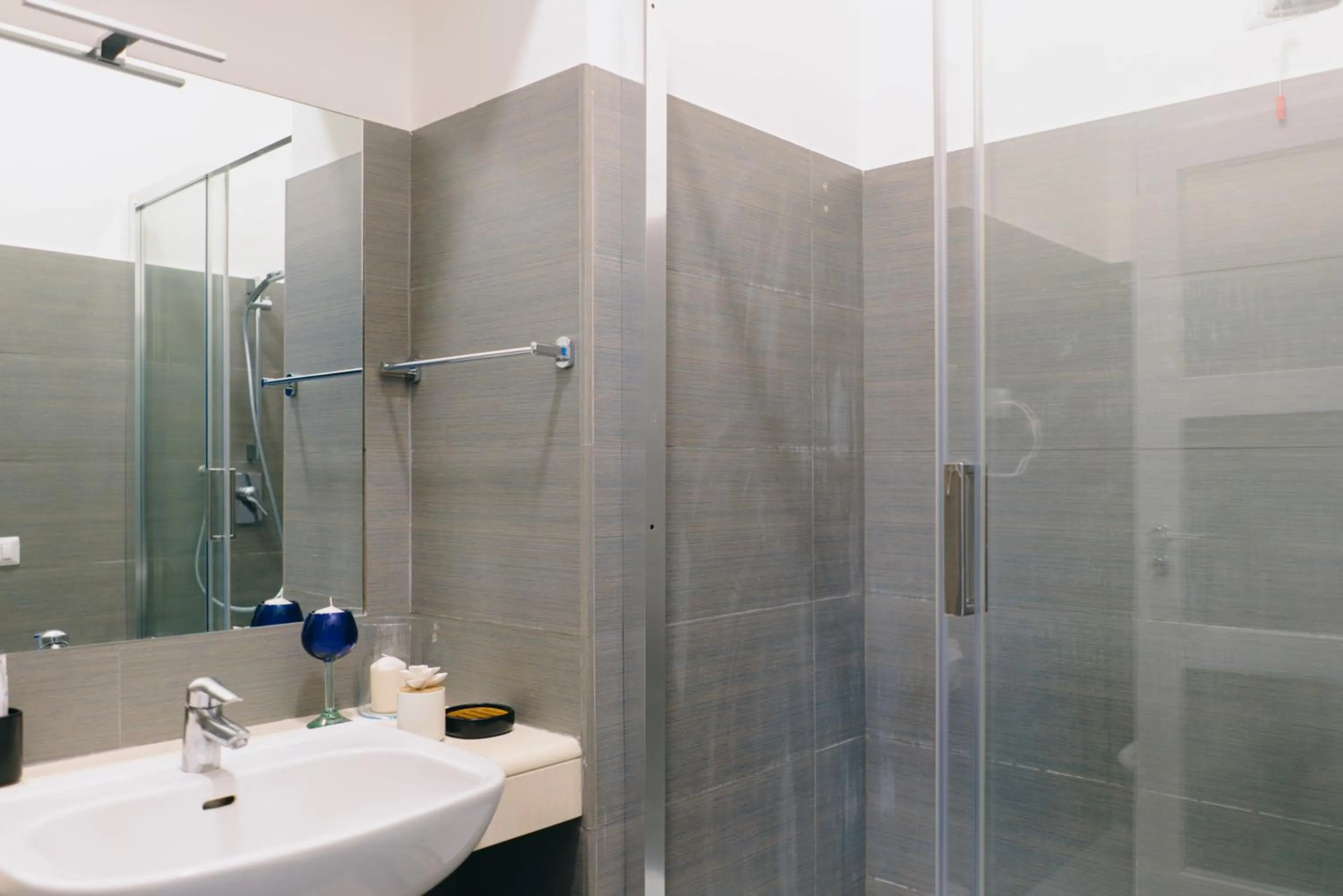 Shower in Janare - Rooms & Terrace