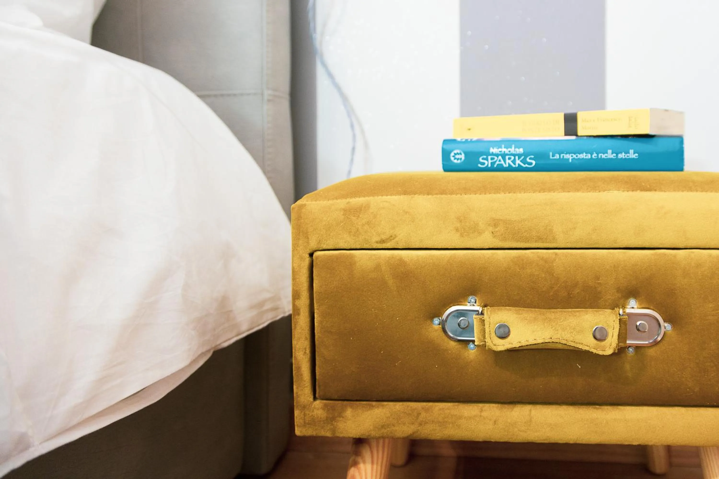 Decorative detail in Relais Mantellini