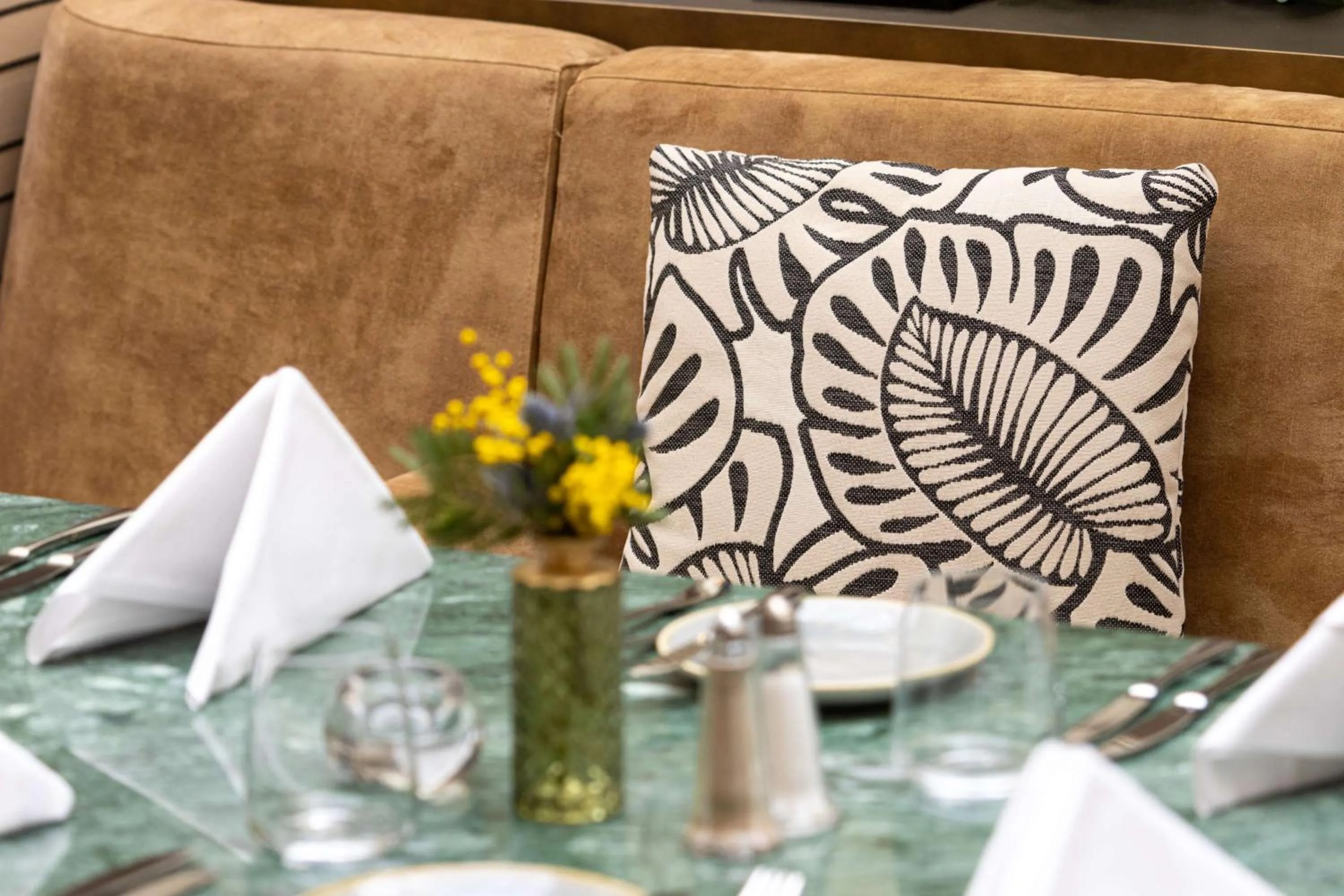 Restaurant/places to eat in Crowne Plaza Heidelberg City Centre