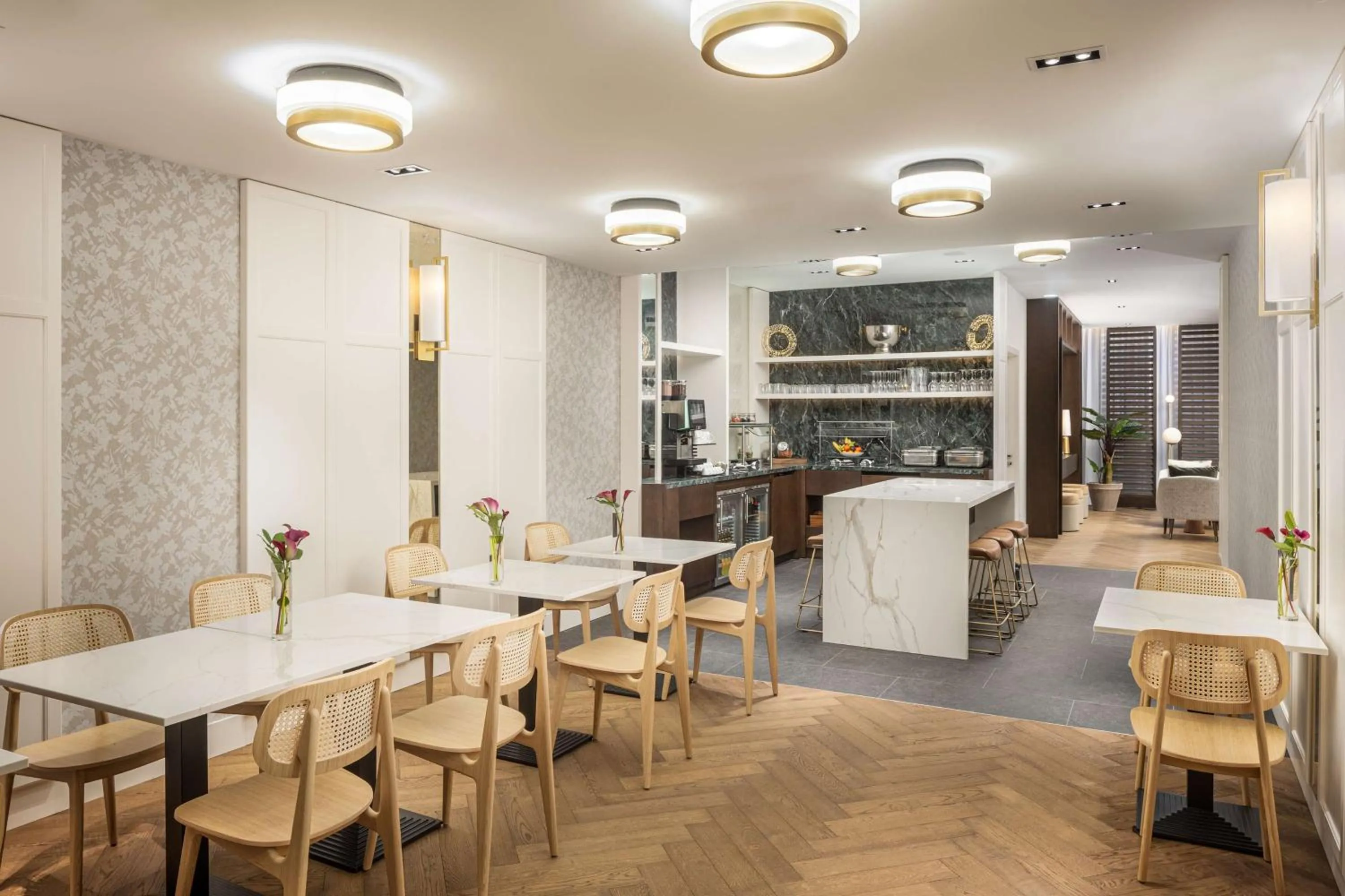 Property building, Restaurant/Places to Eat in Crowne Plaza Heidelberg City Centre