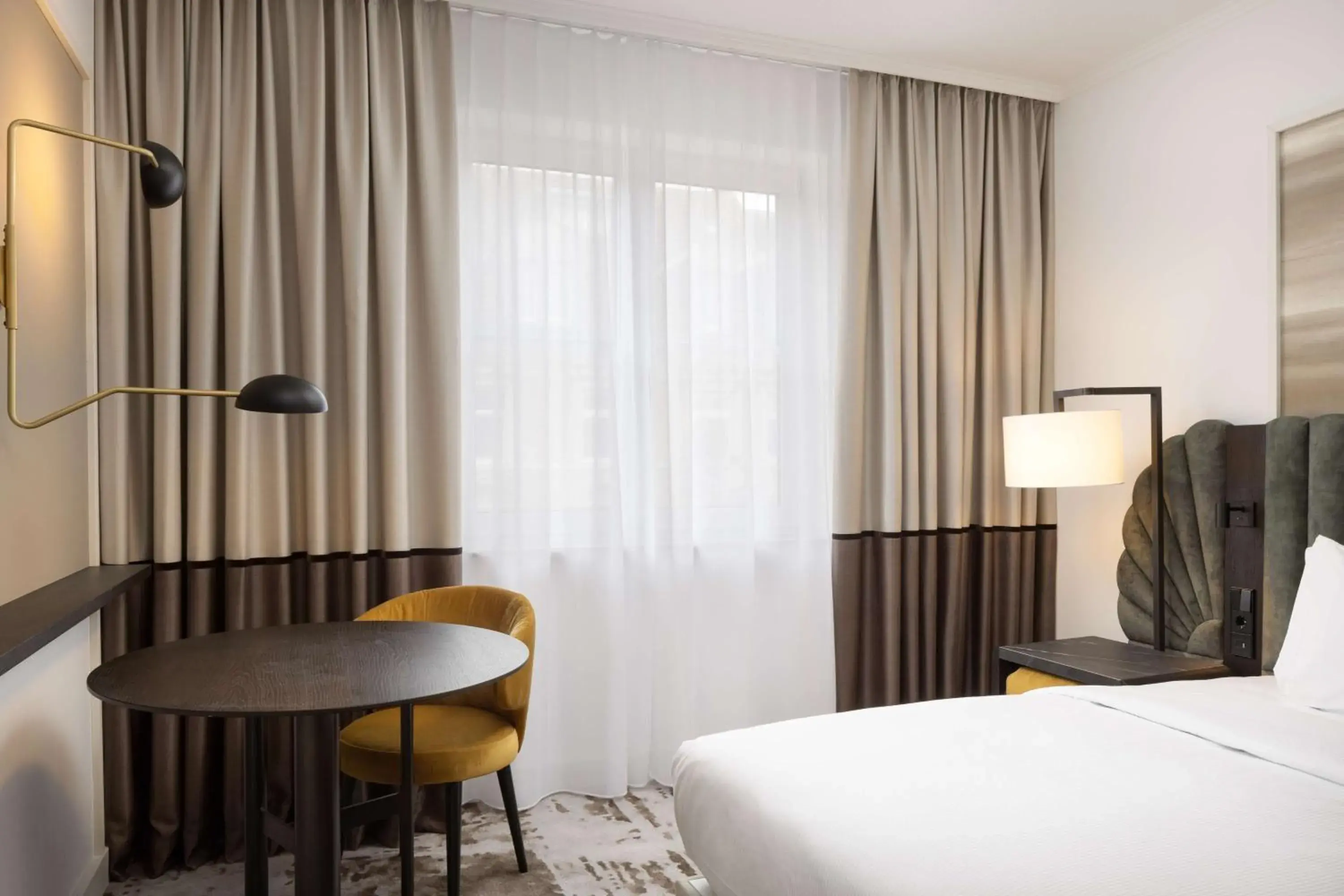 Double Room with Two Double Beds in Crowne Plaza Heidelberg City Centre Double Room with Two Double Beds in Crowne Plaza Heidelberg City Centre