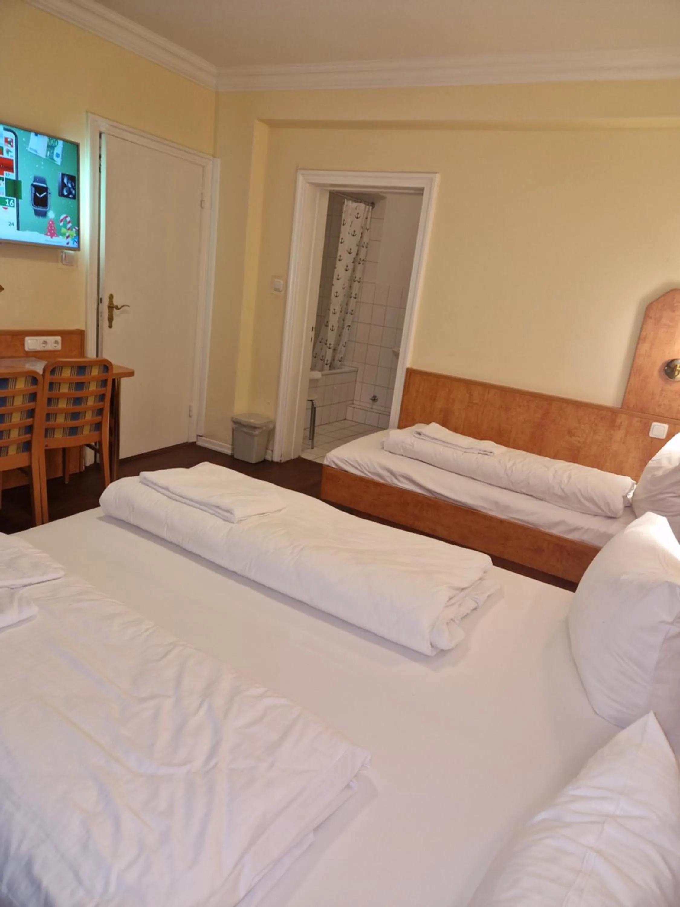 Bed in Hotel Wikinger Hof