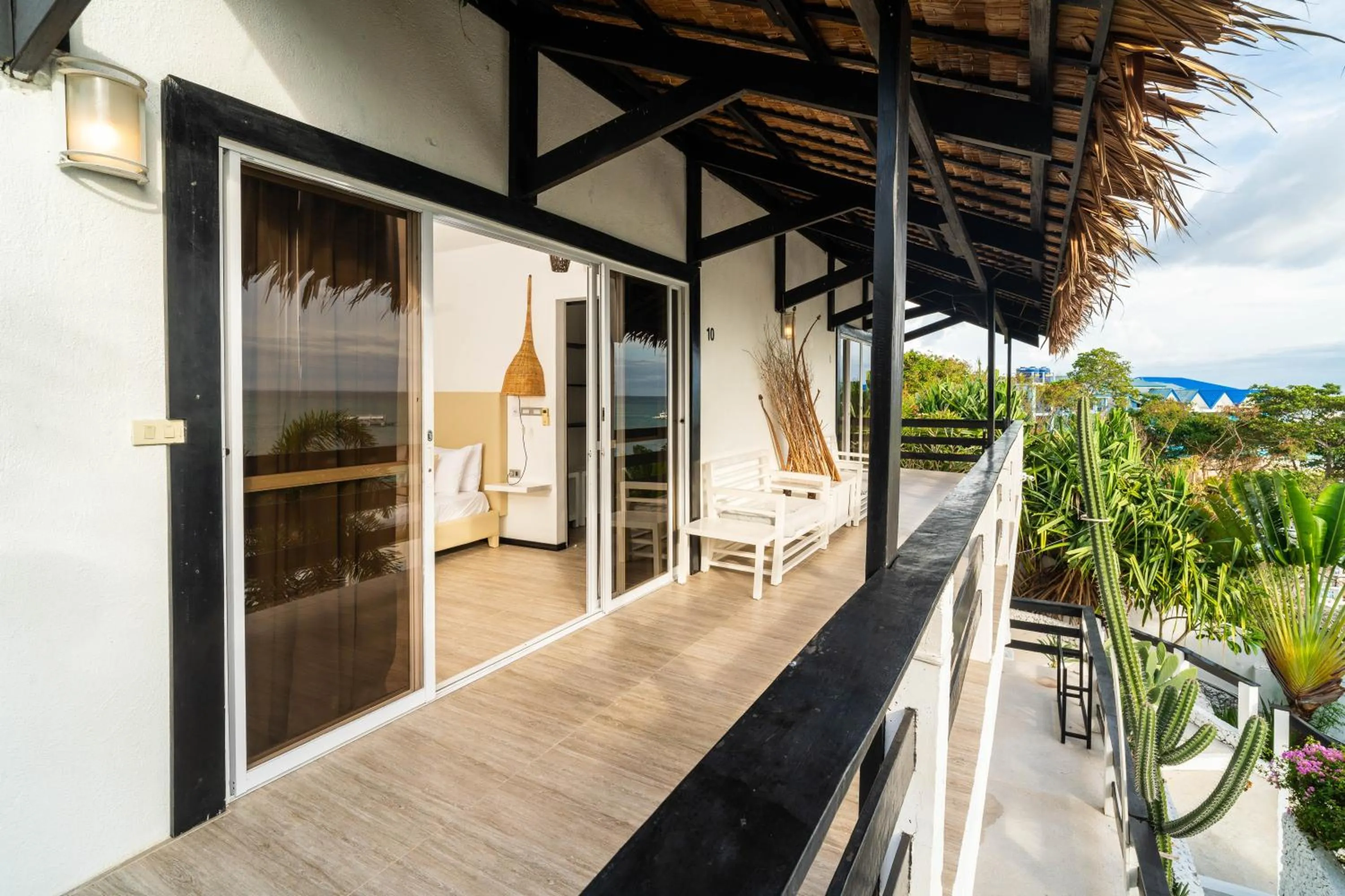 Patio in Blanco Beach Resort Malapascua