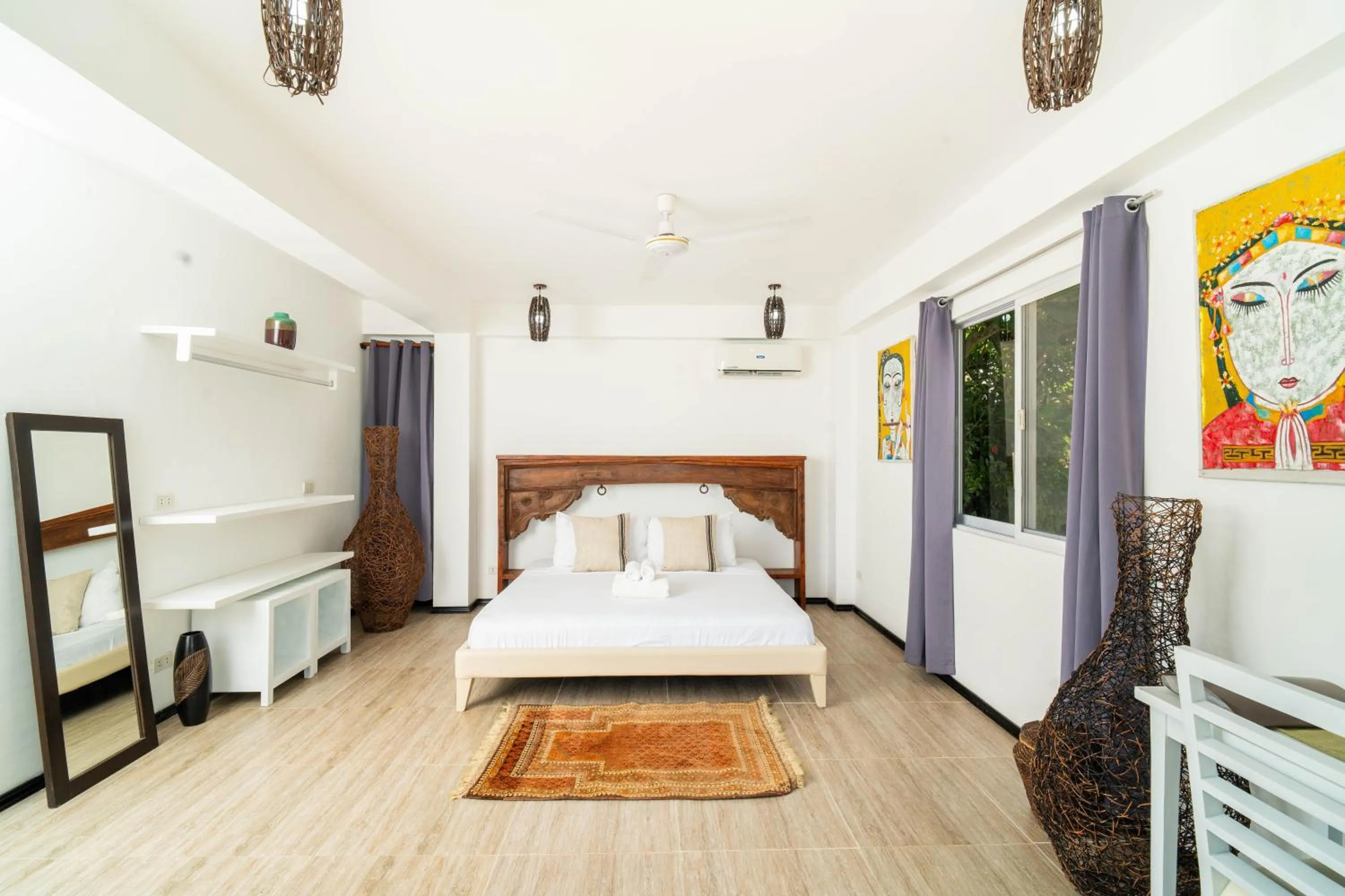 Family, Bed in Blanco Beach Resort Malapascua