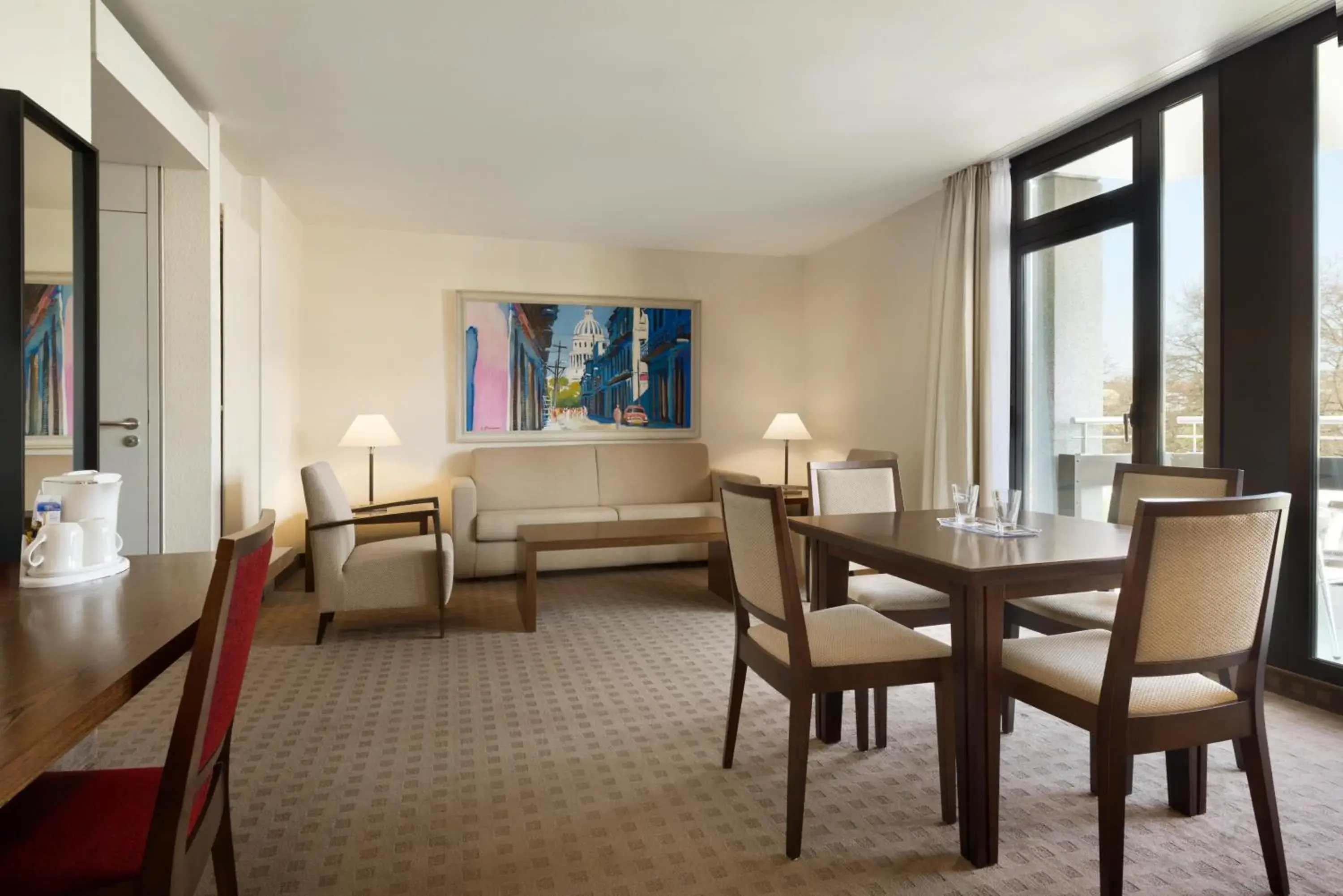 Twin Suite - Non-Smoking in Ramada Nürnberg Parkhotel Twin Suite - Non-Smoking in Ramada Nürnberg Parkhotel