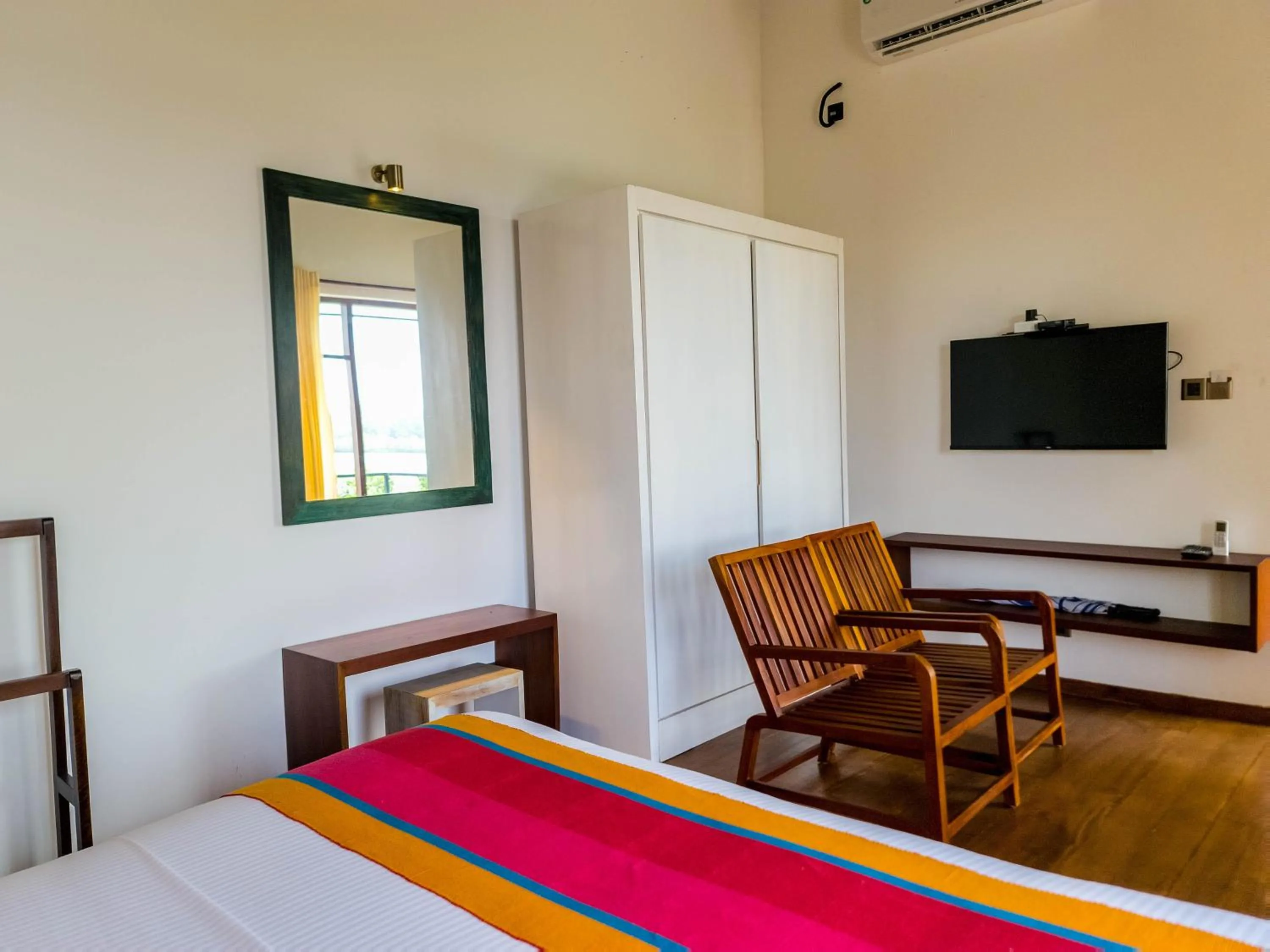 Bedroom, Bed in Moi Koggala by DBI - Free drop off to the beach