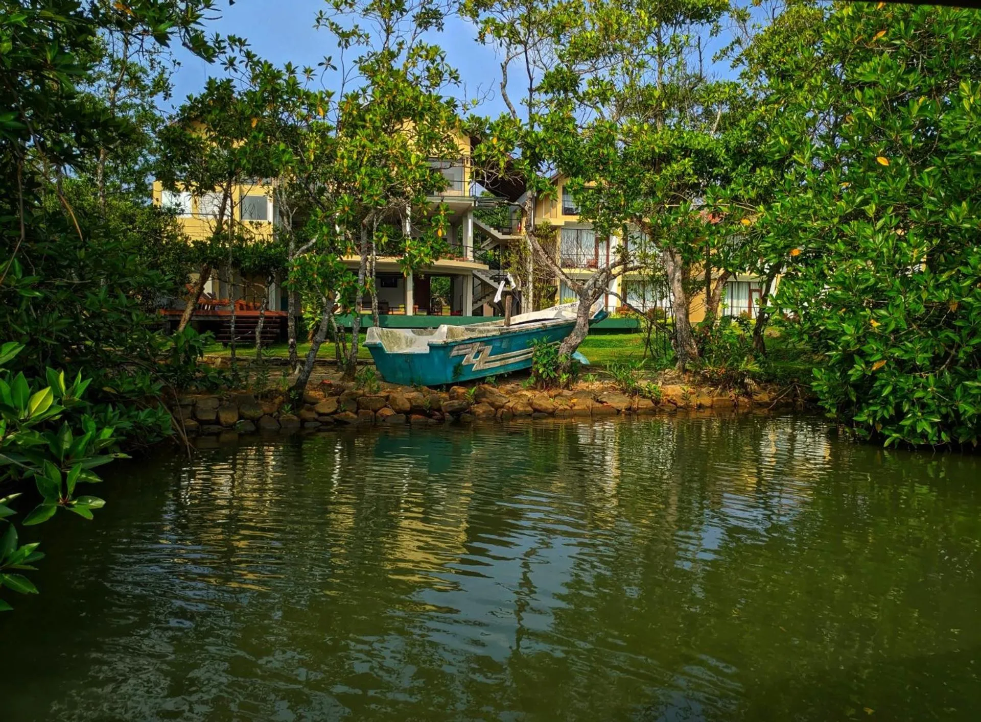 Day in Moi Koggala by DBI - Free drop off to the beach