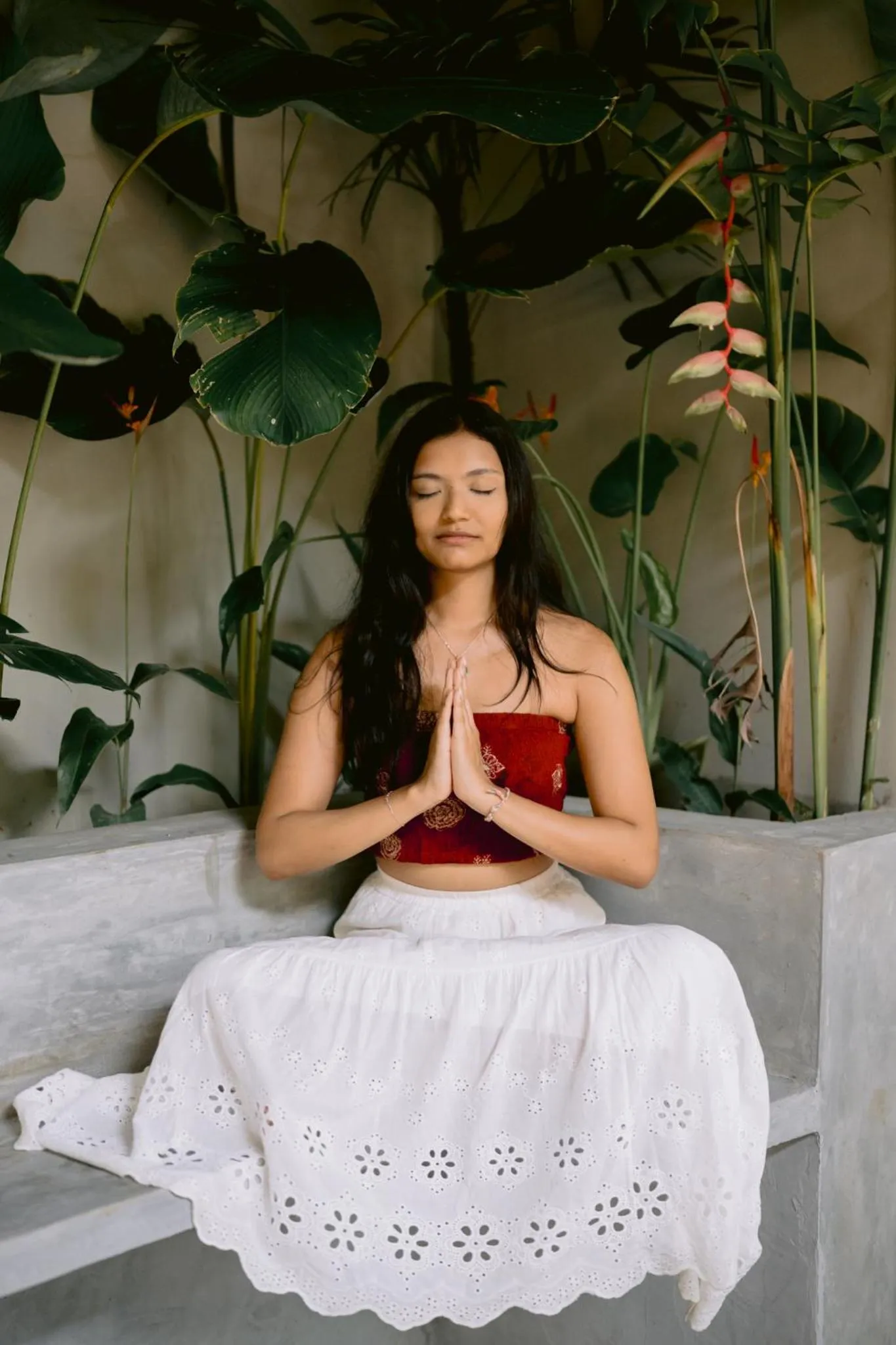 group of guests in Zen Koggala by Sugar Coliving