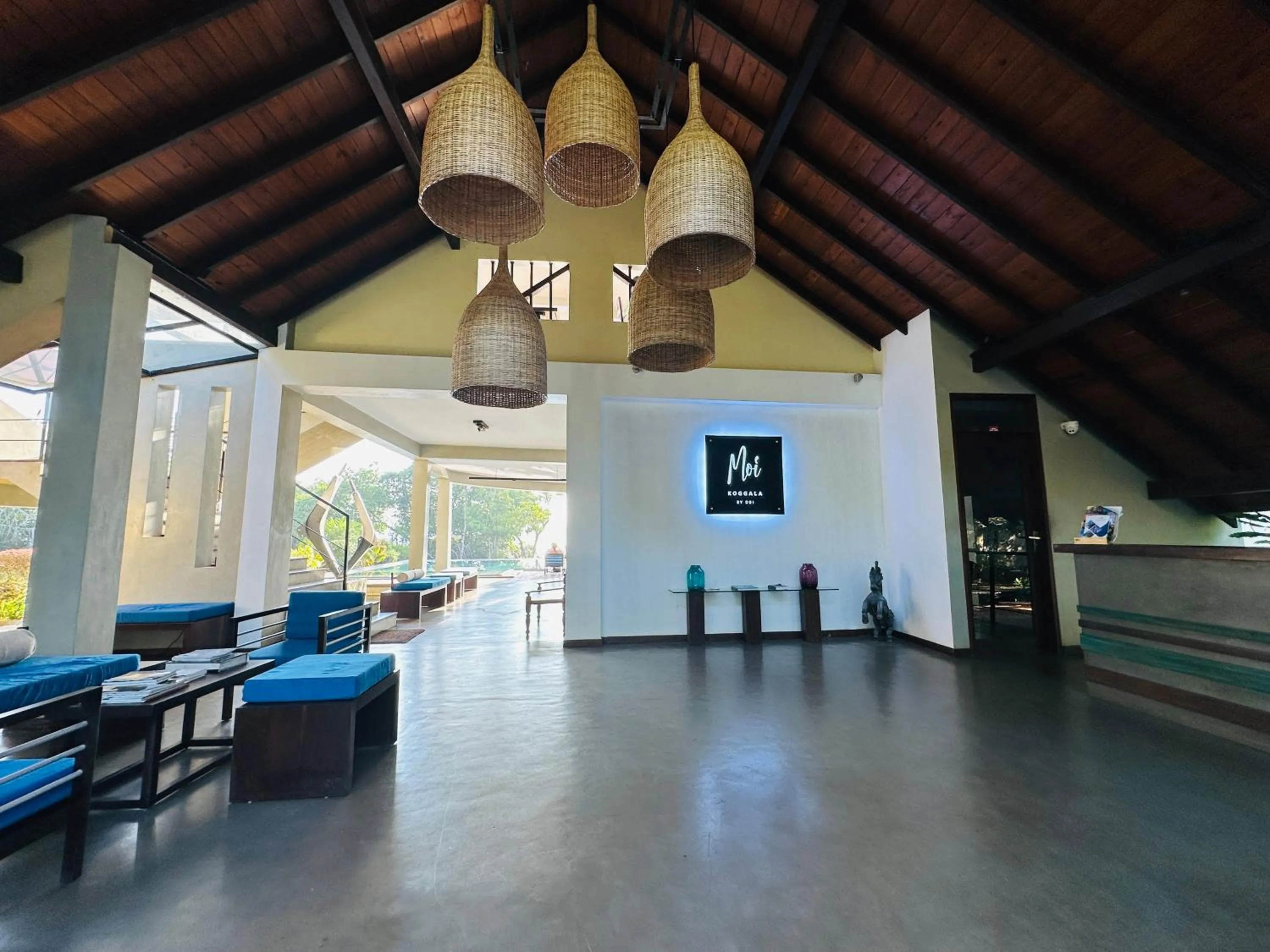 Seating area in Moi Koggala by DBI - Free drop off to the beach