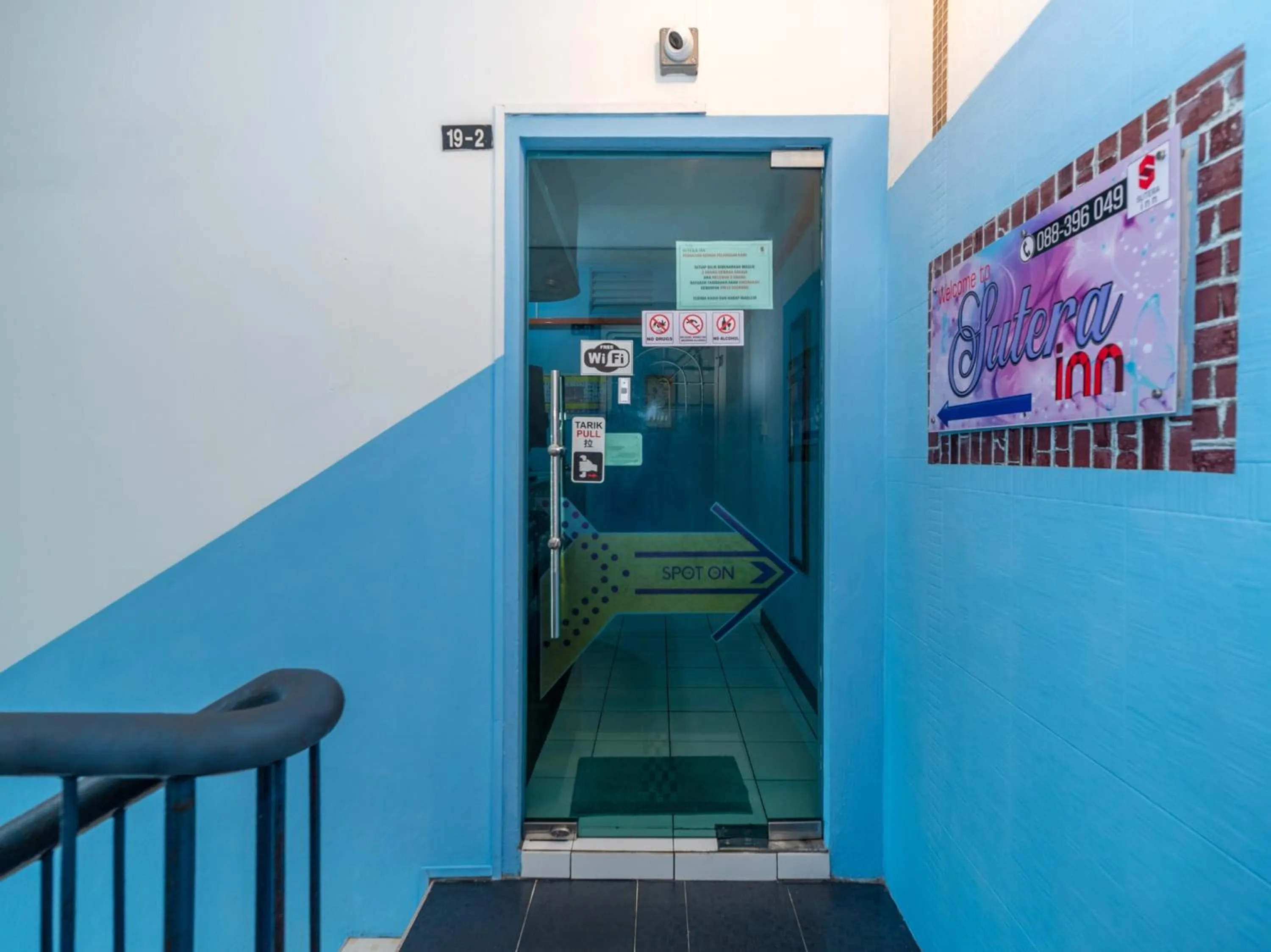 Facade/entrance in SPOT ON 89936 Sutera Inn