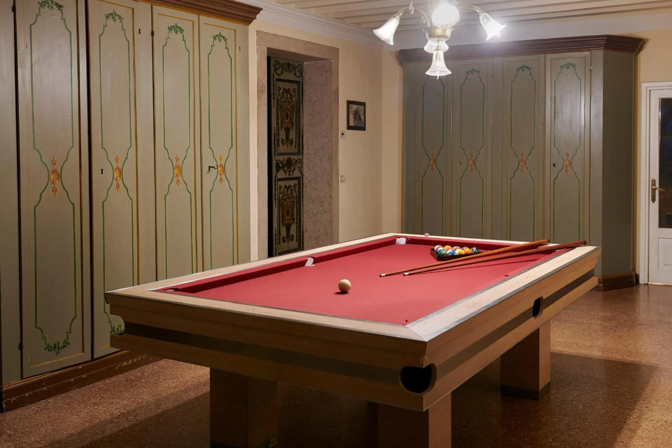 Billiard in Villa Stecchini