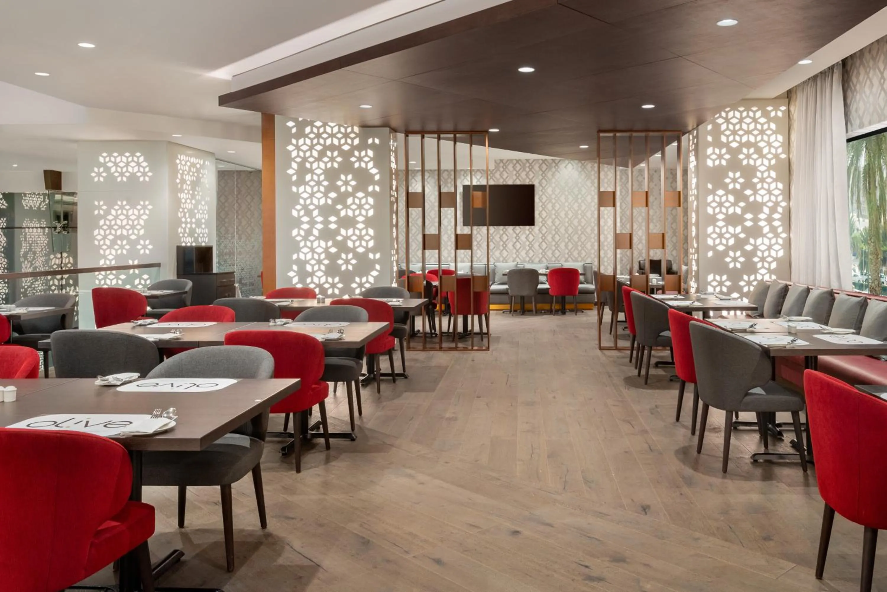Restaurant/places to eat in Ramada Encore by Wyndham Muscat Al-Ghubra