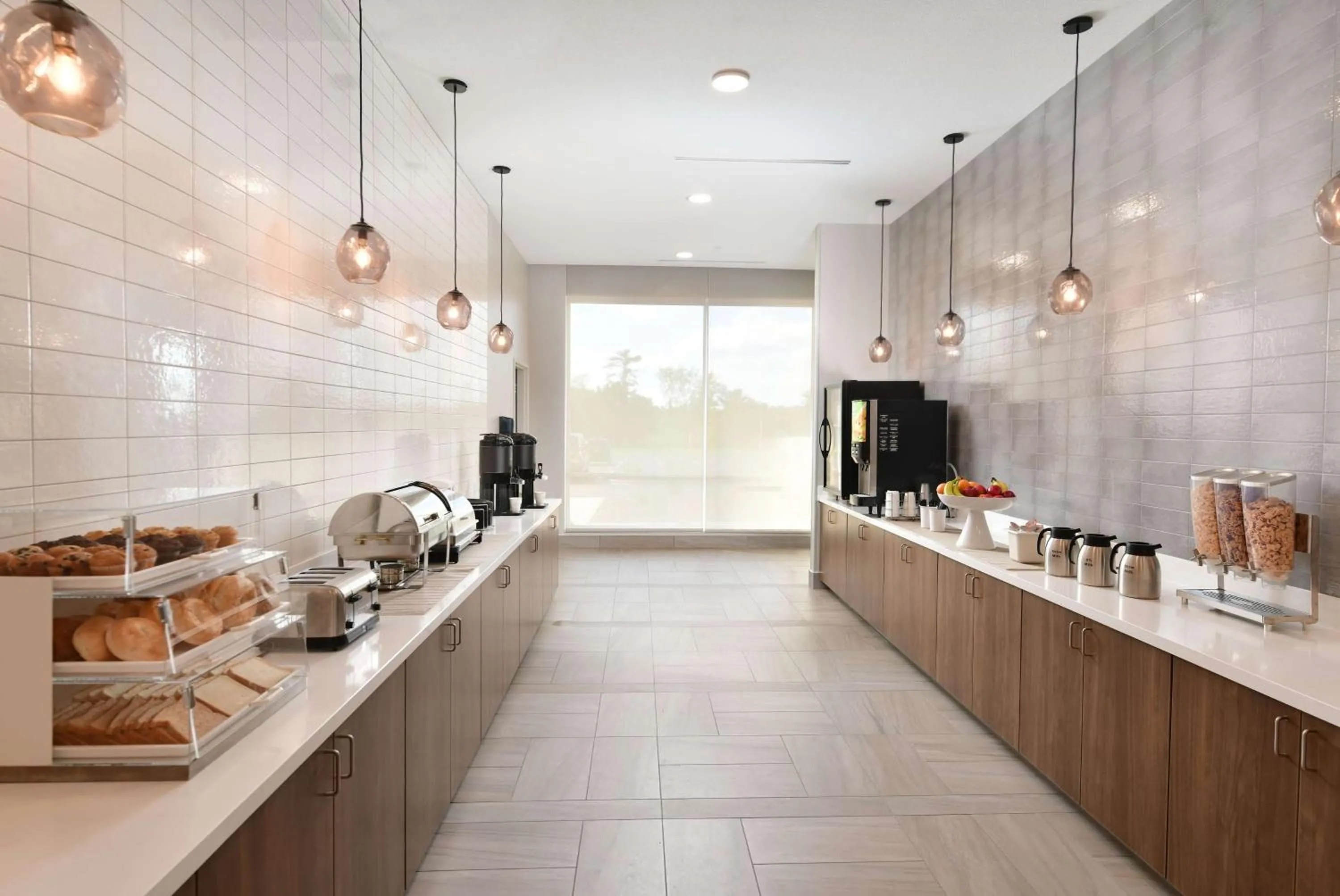 Restaurant/places to eat in La Quinta Inn & Suites by Wyndham Wisconsin Dells- Lake Delton