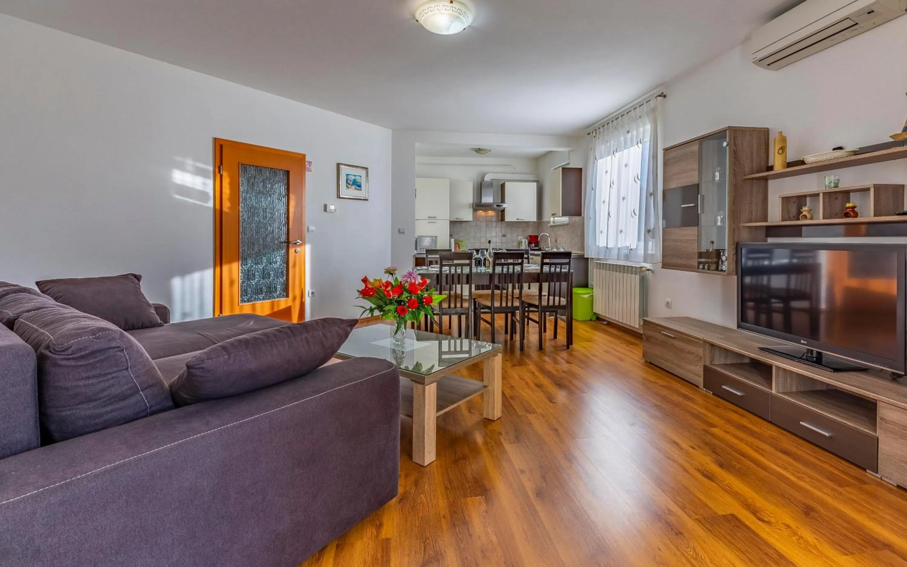 TV and multimedia in Istriensonne - Apartments Veruda mit Grillterrasse