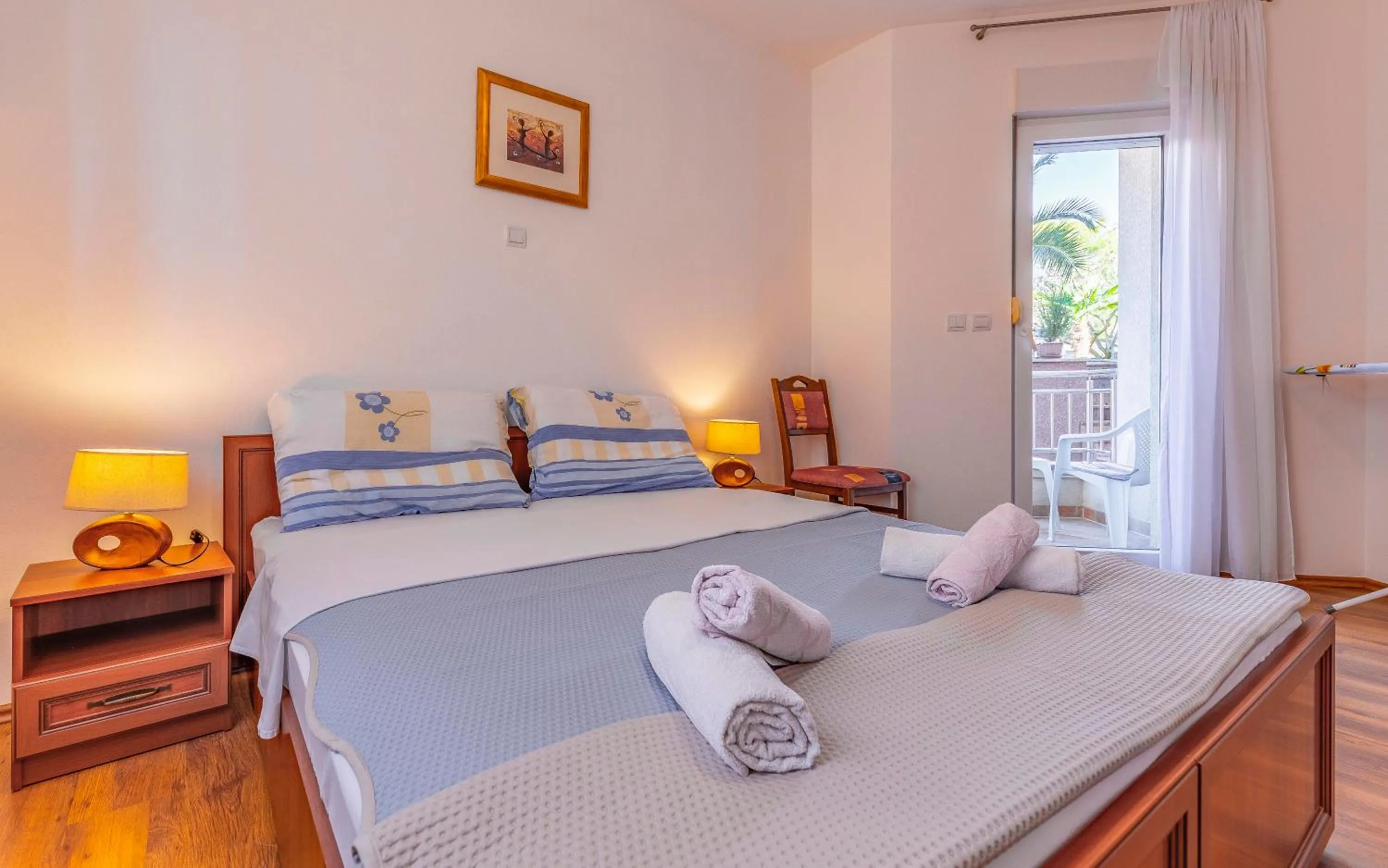 Bed in Istriensonne - Apartments Veruda mit Grillterrasse