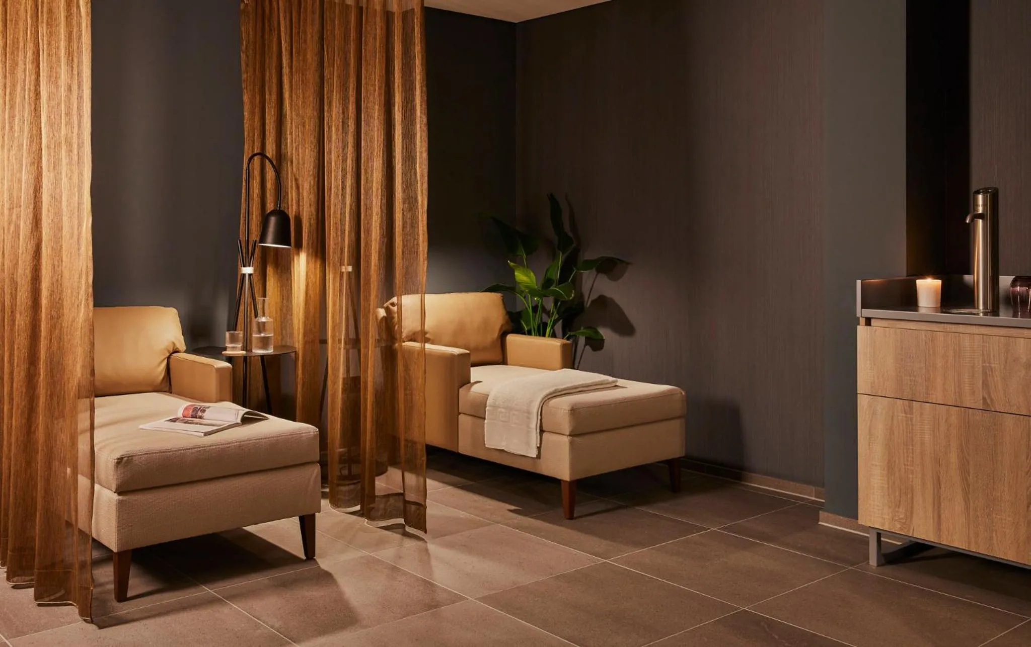 Fitness centre/facilities, Bed in Crowne Plaza Hamburg-City Alster by IHG