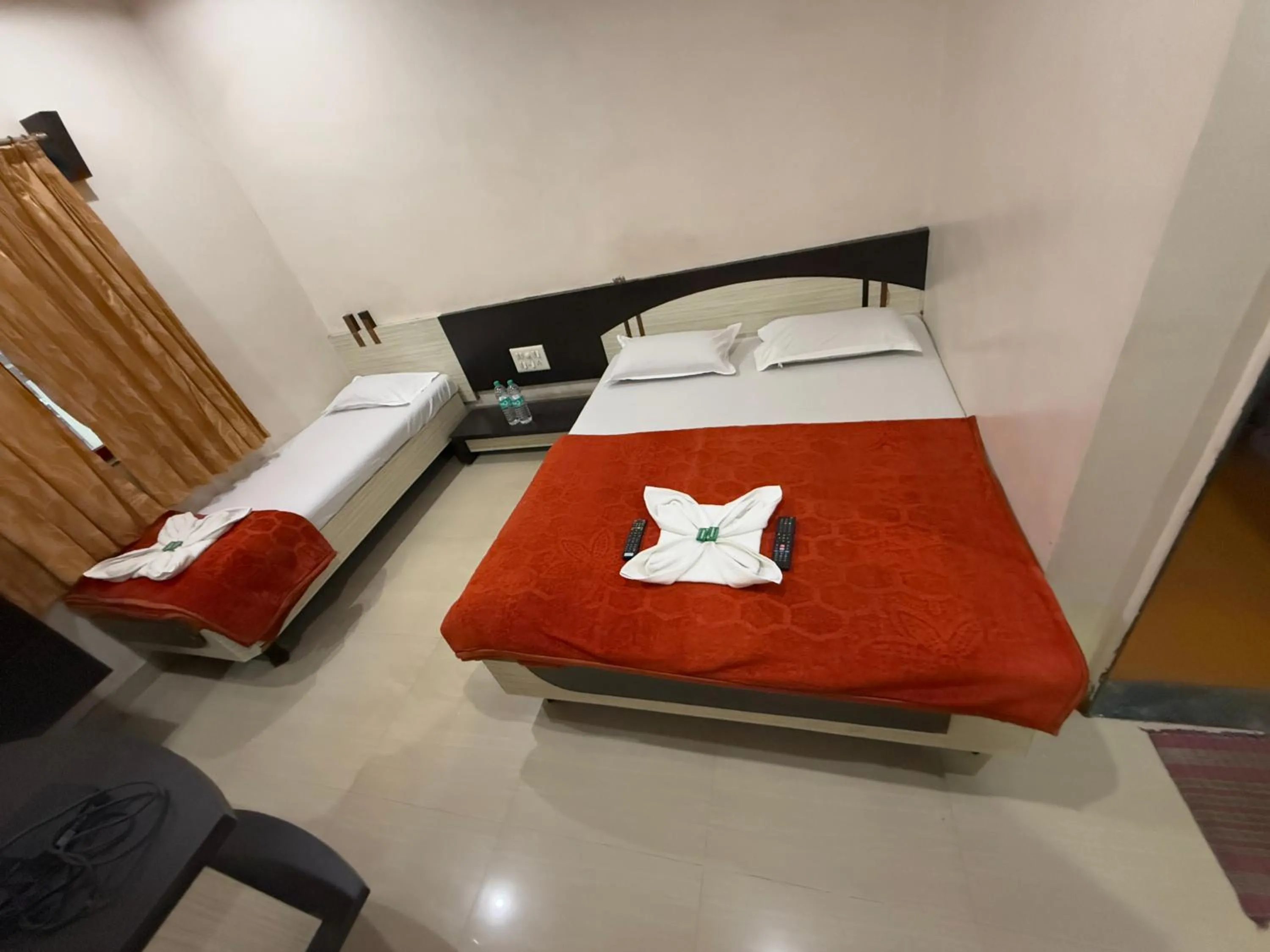 Bed in Hotel Temple Sai