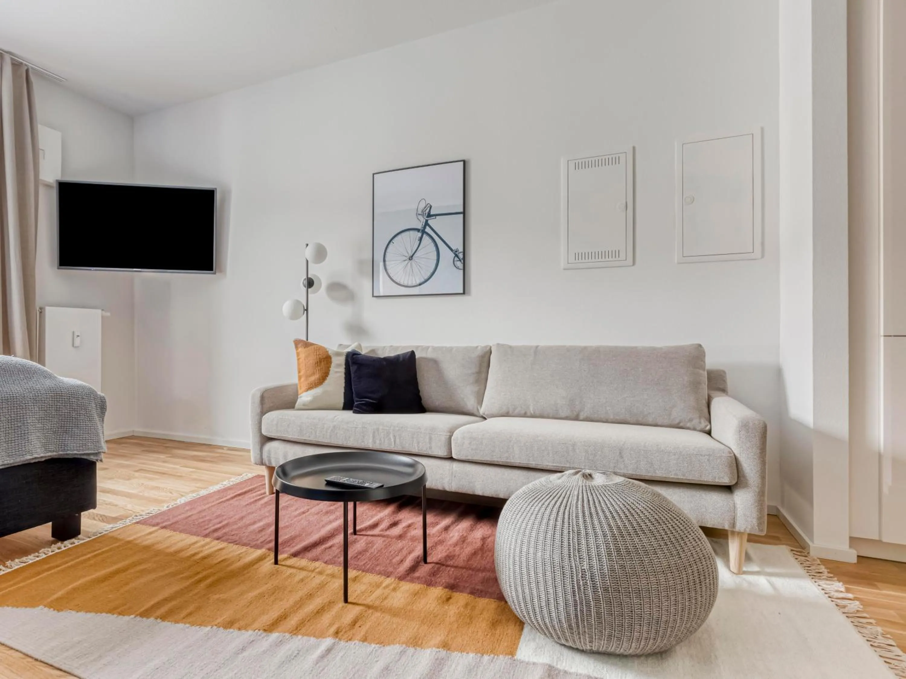 TV and multimedia in Limehome Trier Nikolaus-Leis-Straße