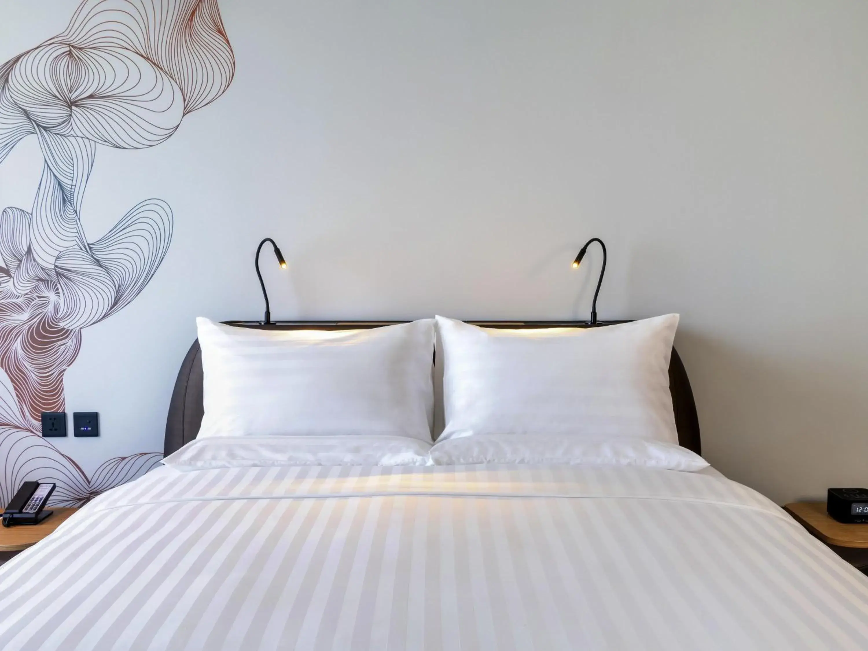 Deluxe Room, Sea View - 1 King Bed in Novotel Marina Sriracha Deluxe Room, Sea View - 1 King Bed in Novotel Marina Sriracha