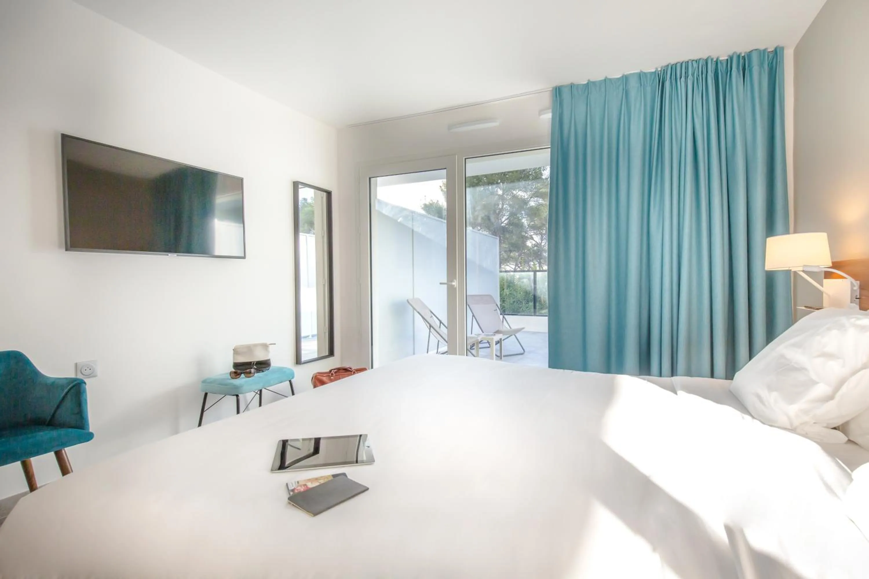 Balcony/Terrace, Bed in SOWELL HOTELS La Plage