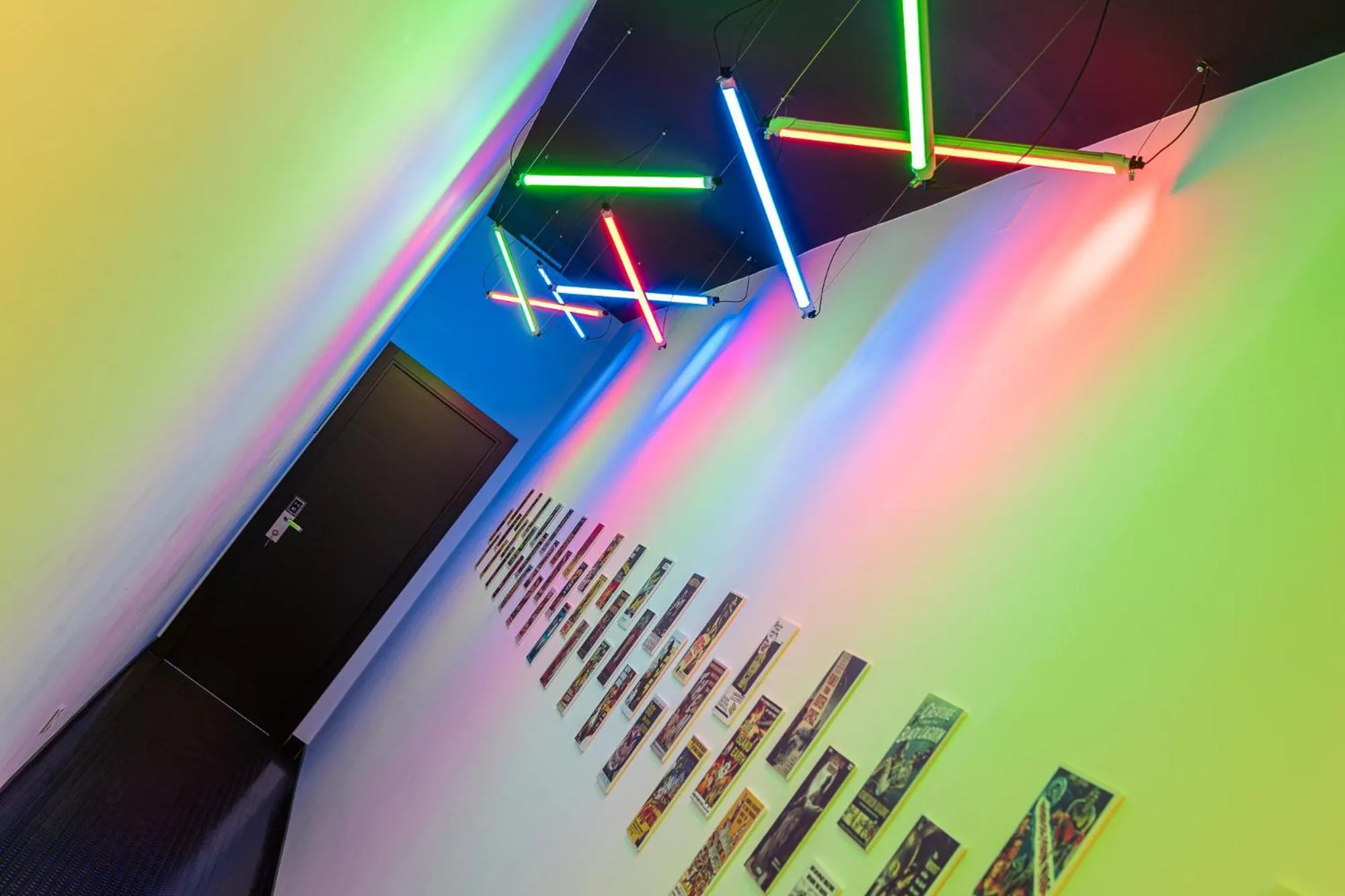 Art Seven Hostel Capsules